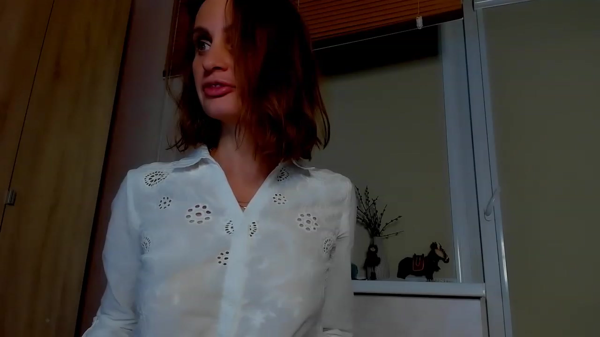 Gallery image thumbnail from Elenapre's myfreecams stream on, 06/15/2023, 08:06 image 8 of 20