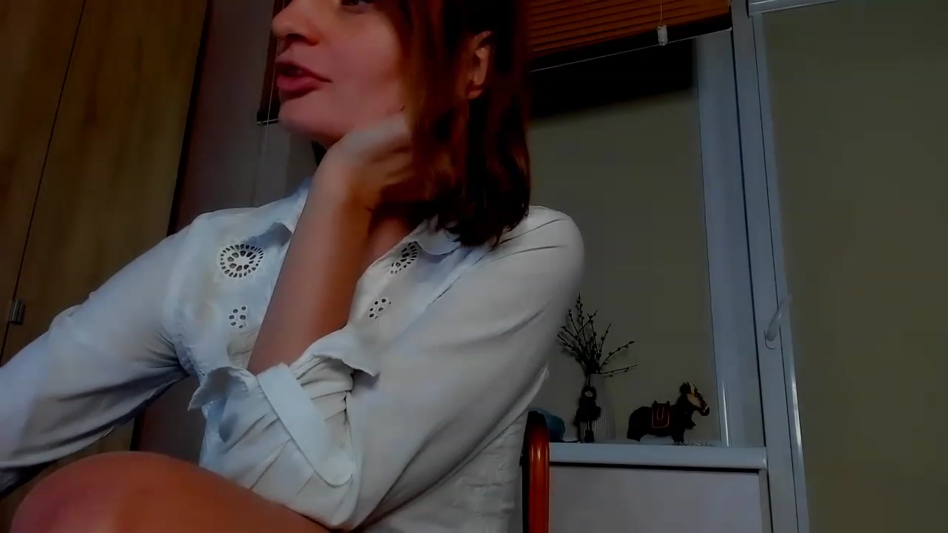 Gallery image thumbnail from Elenapre's myfreecams stream on, 06/15/2023, 08:06 image 14 of 20