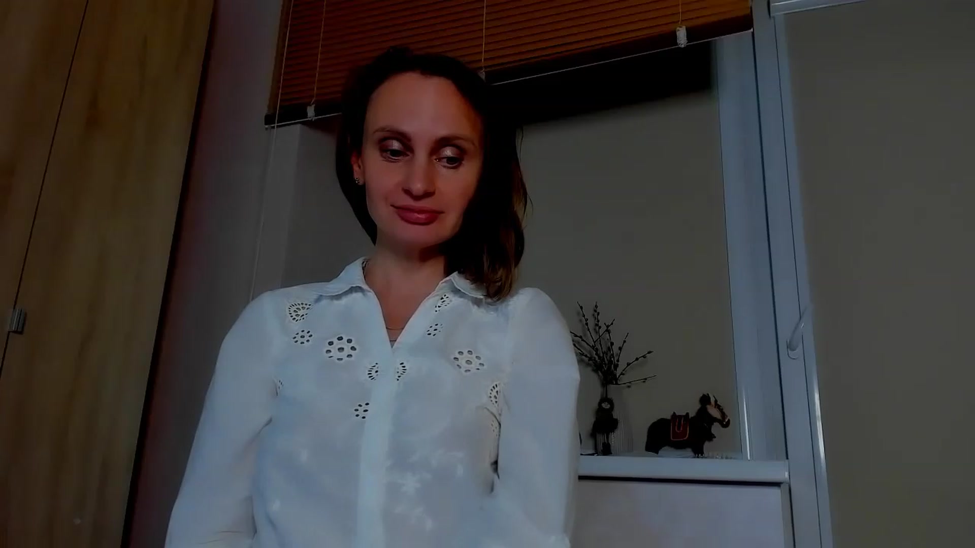 Gallery image thumbnail from Elenapre's myfreecams stream on, 06/15/2023, 08:06 image 10 of 20
