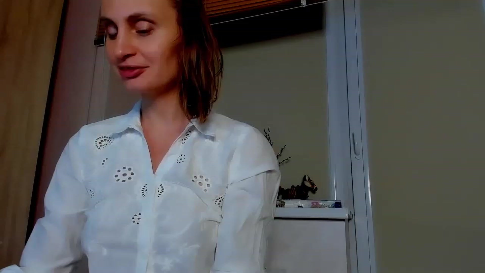 Gallery image thumbnail from Elenapre's myfreecams stream on, 06/23/2023, 07:54 image 3 of 20