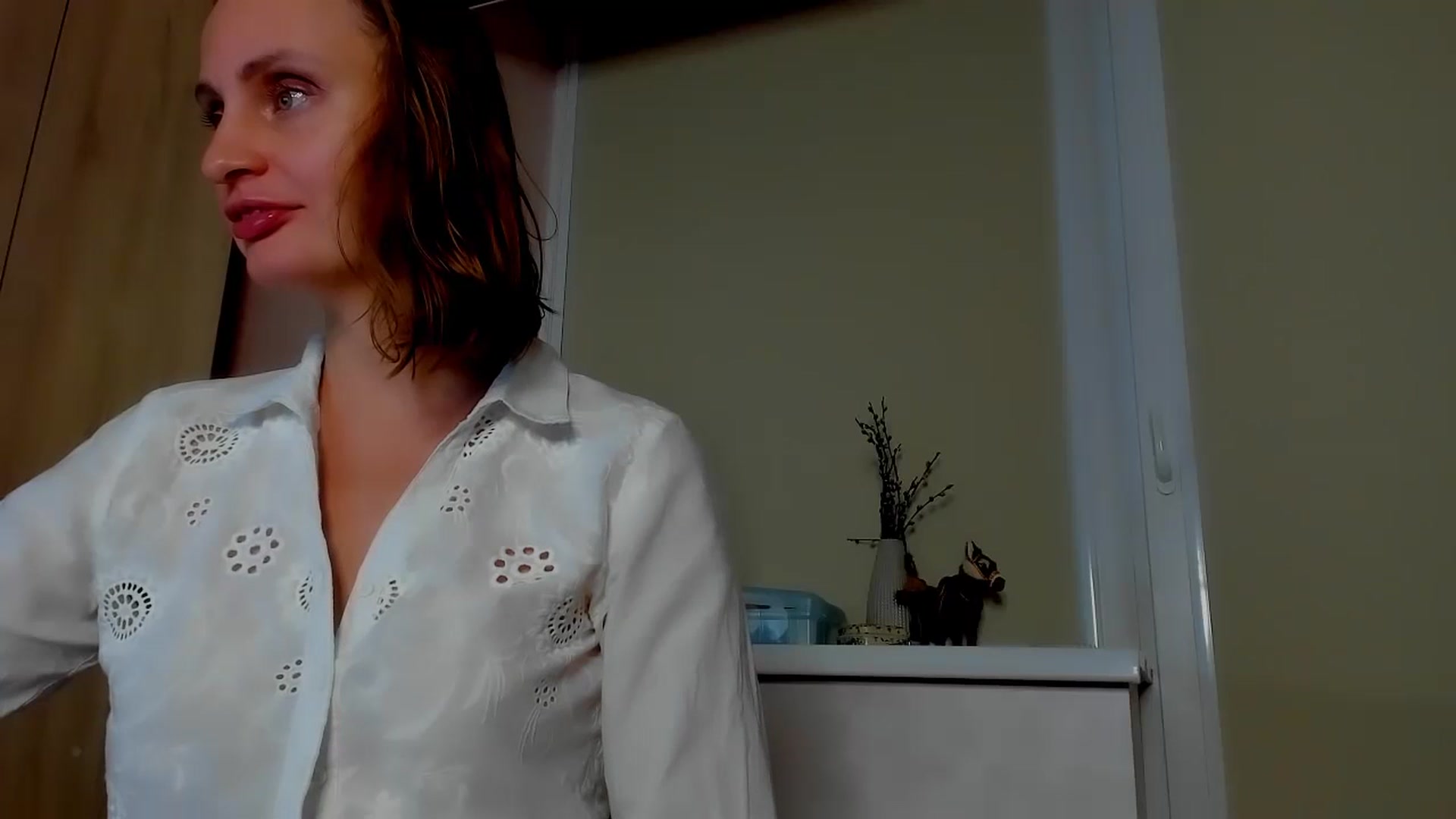 Gallery image thumbnail from Elenapre's myfreecams stream on, 07/01/2023, 07:50 image 9 of 20