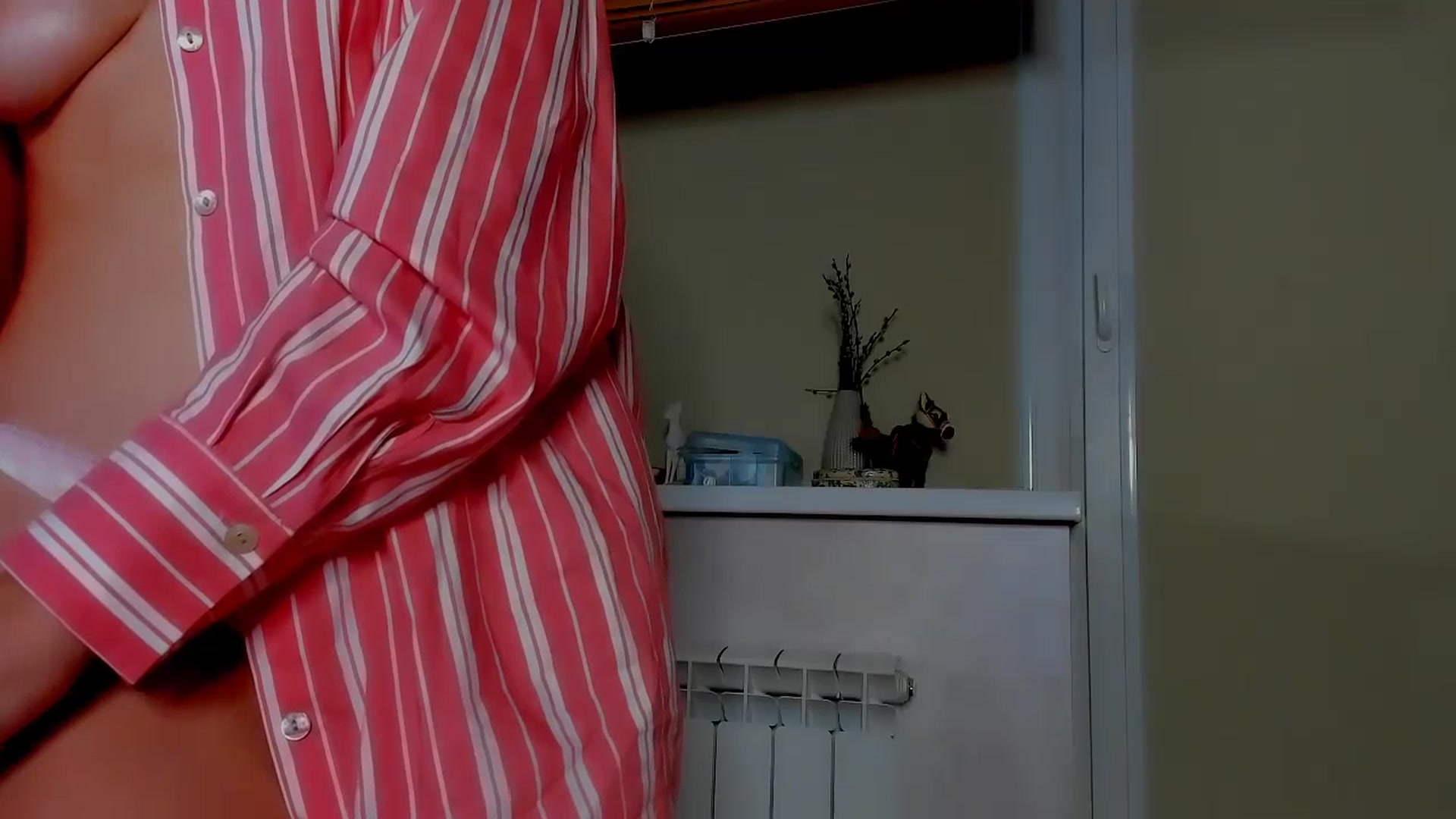 Gallery image thumbnail from Elenapre's myfreecams stream on, 07/03/2023, 07:19 image 10 of 20