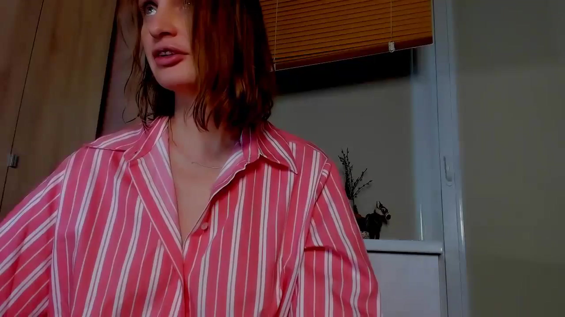 Gallery image thumbnail from Elenapre's myfreecams stream on, 07/03/2023, 07:19 image 1 of 20