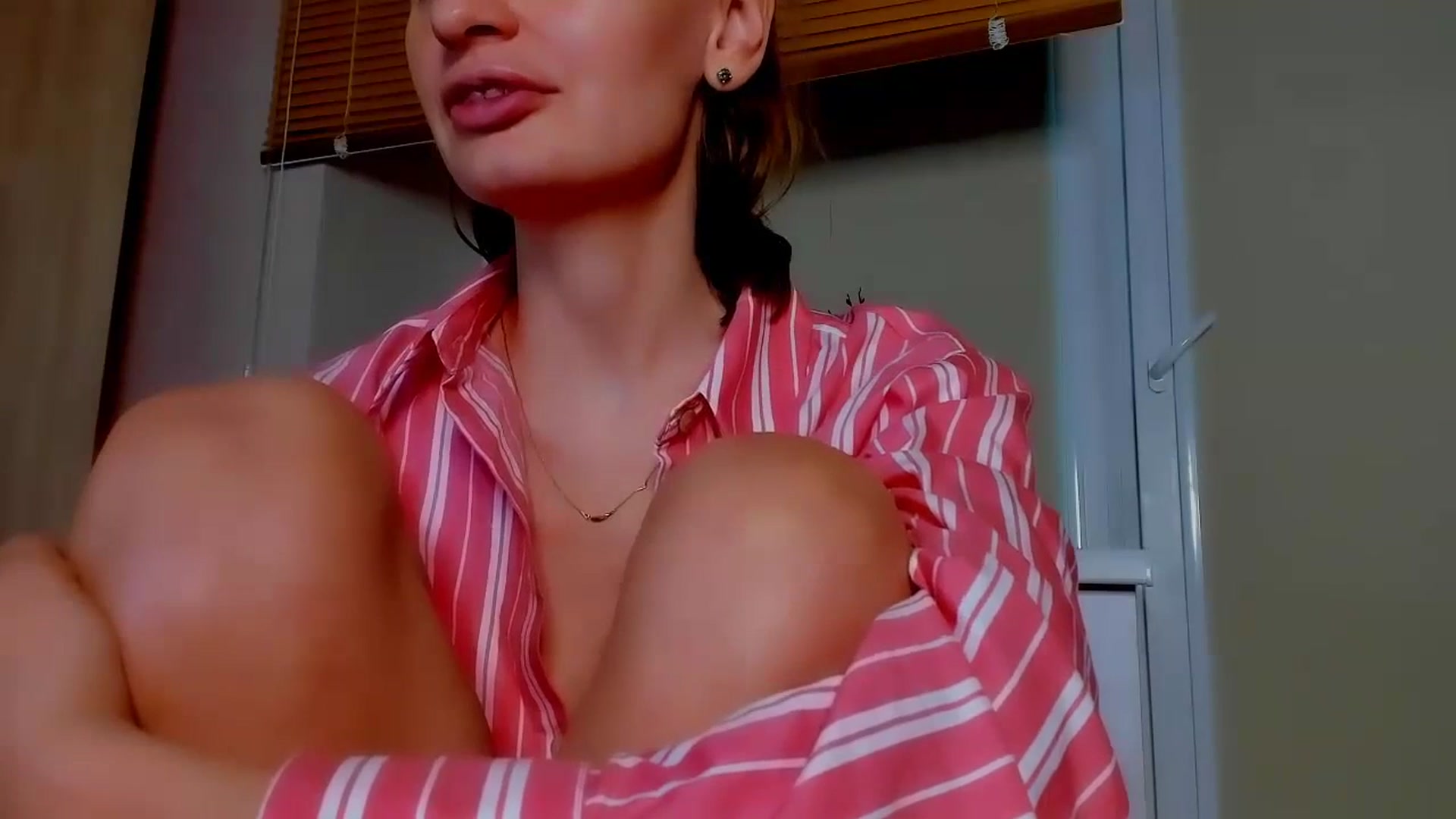 Gallery image thumbnail from Elenapre's myfreecams stream on, 07/06/2023, 07:06 image 14 of 20