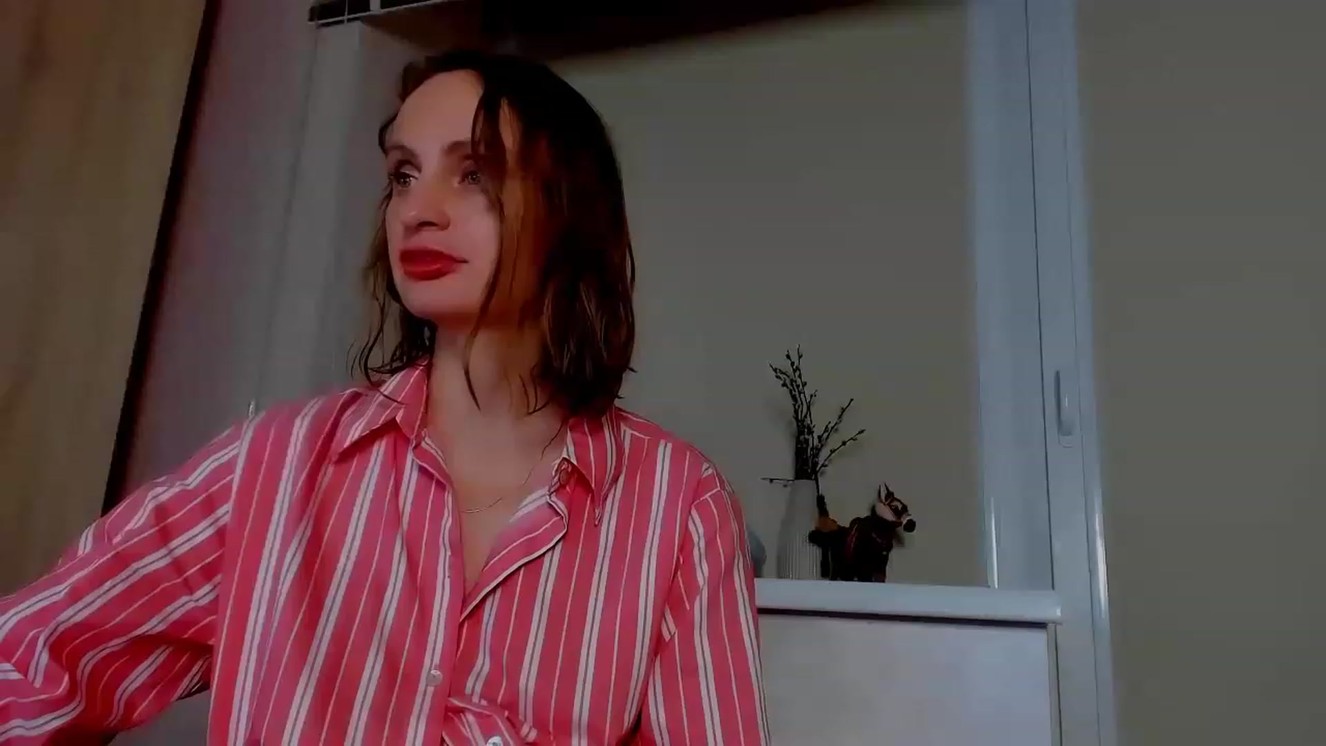 Gallery image thumbnail from Elenapre's myfreecams stream on, 07/07/2023, 08:09 image 3 of 20