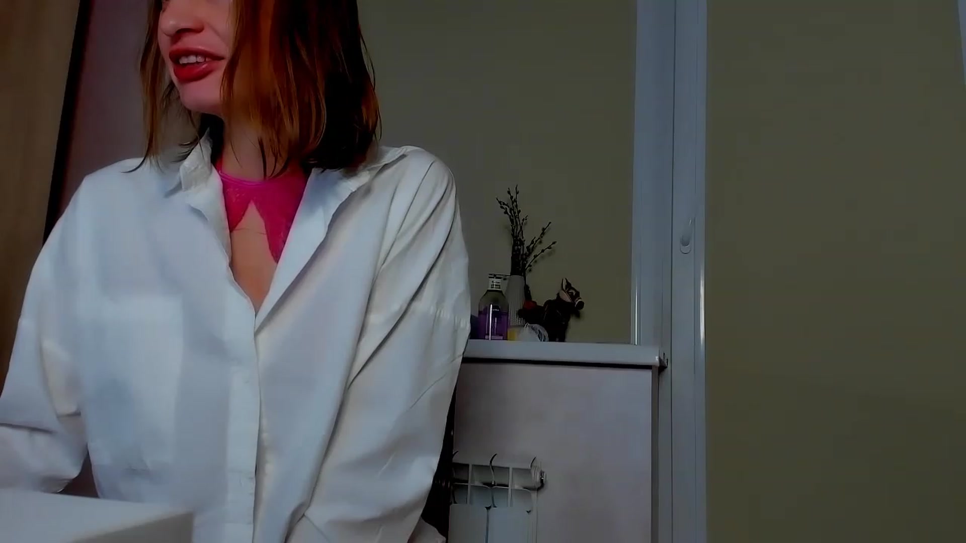 Gallery image thumbnail from Elenapre's myfreecams stream on, 07/08/2023, 04:42 image 12 of 20