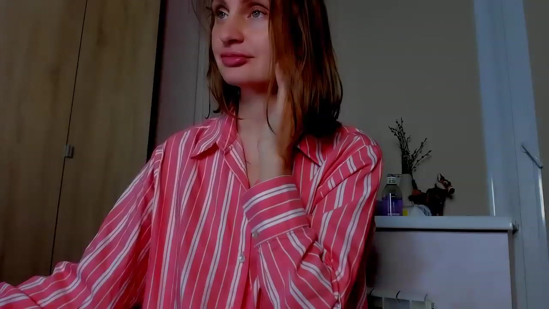 Gallery image thumbnail from Elenapre's myfreecams stream on, 07/08/2023, 07:36 image 2 of 20