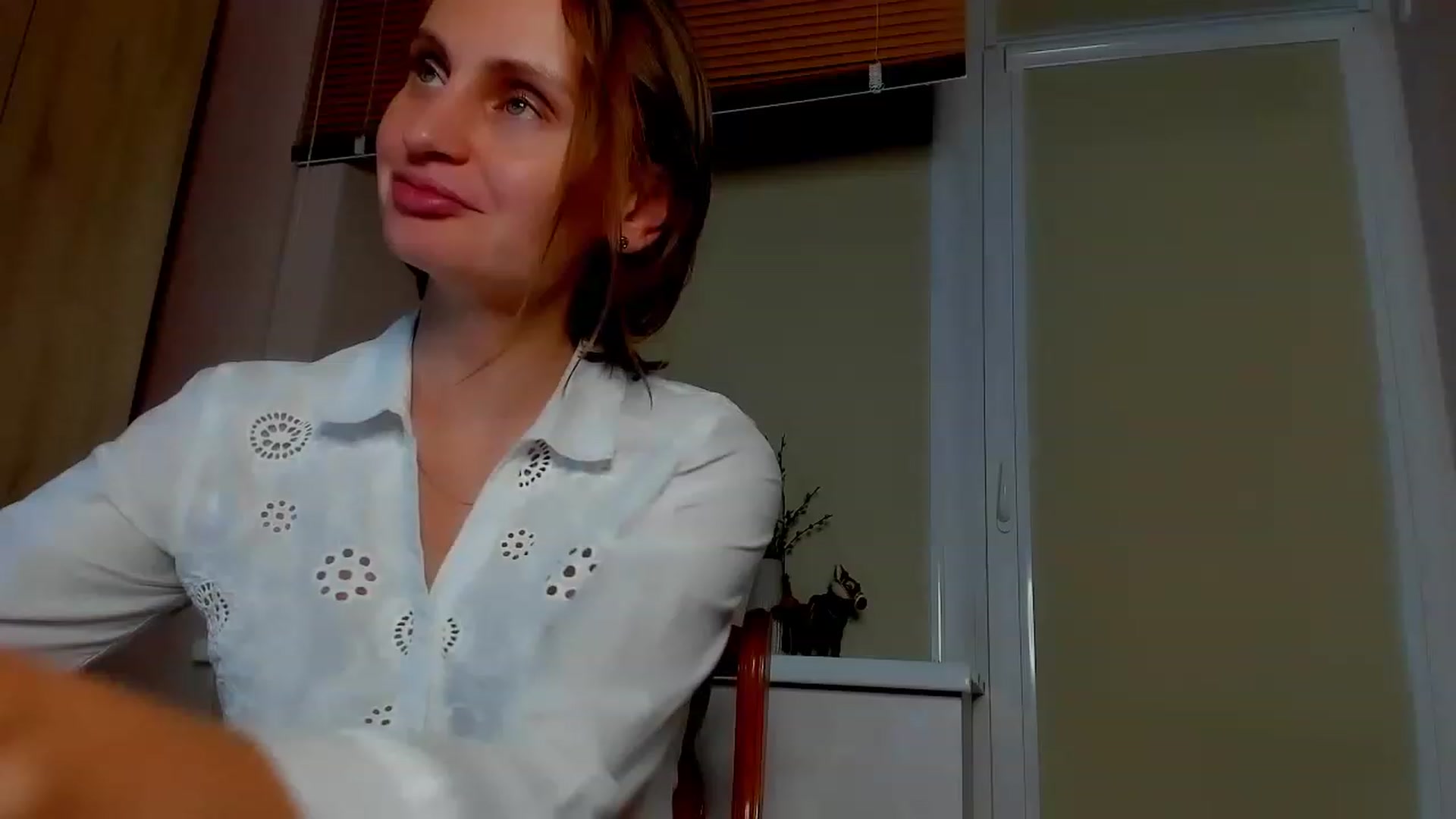Gallery image thumbnail from Elenapre's myfreecams stream on, 07/15/2023, 06:12 image 17 of 20