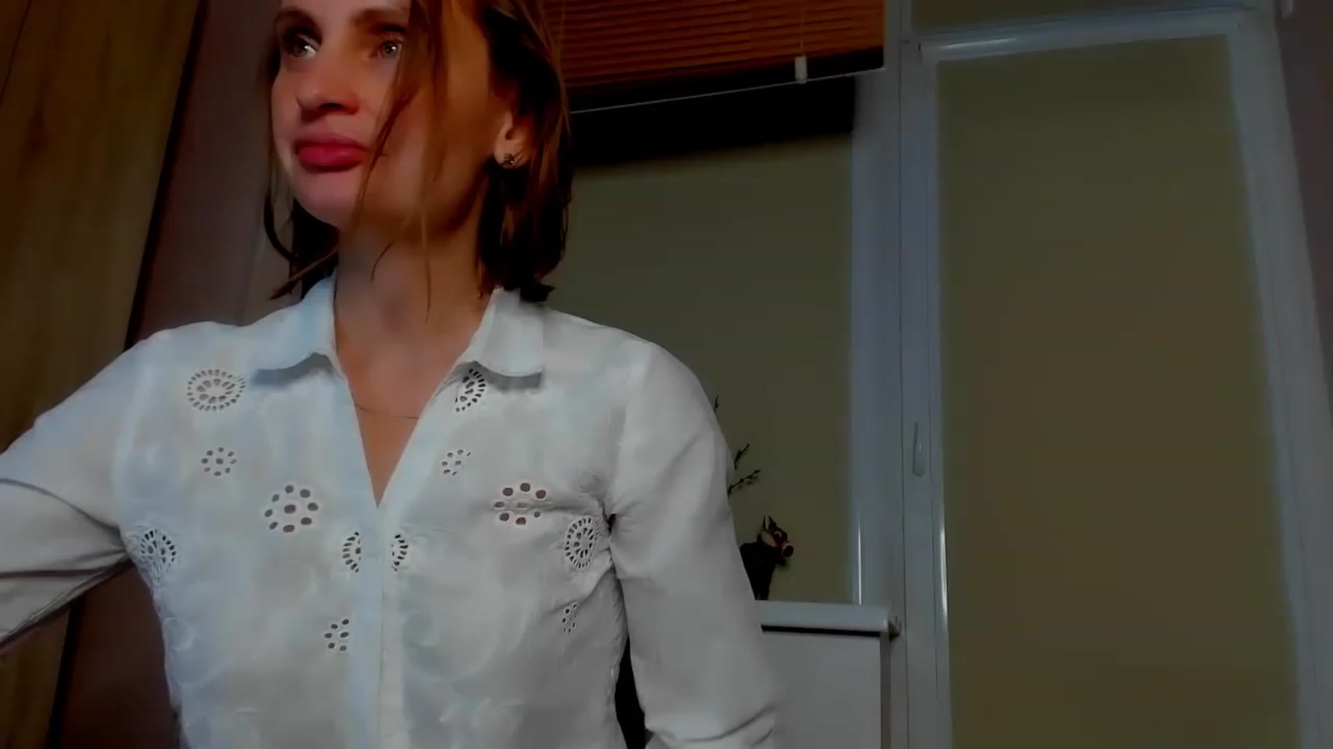 Gallery image thumbnail from Elenapre's myfreecams stream on, 07/15/2023, 06:12 image 18 of 20
