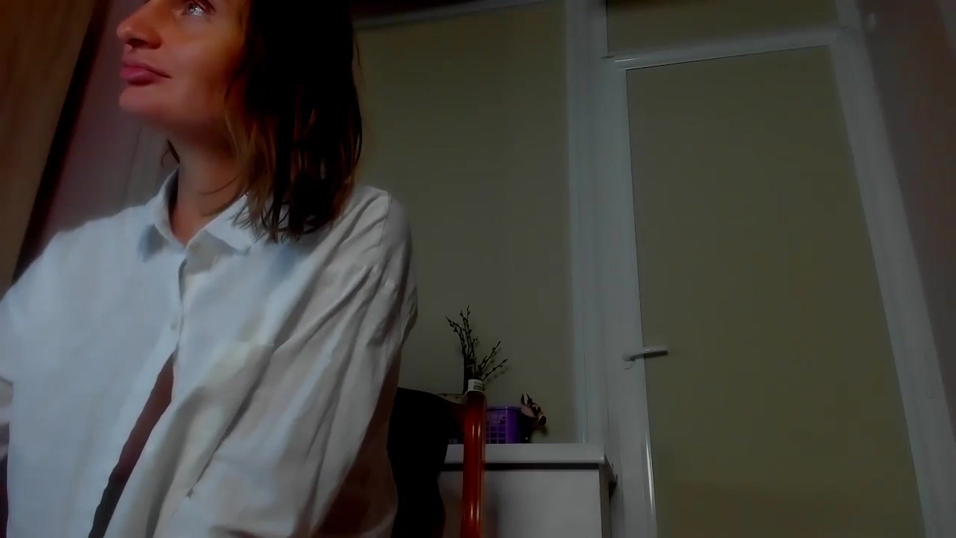 Gallery image thumbnail from Elenapre's myfreecams stream on, 08/21/2023, 06:20 image 14 of 20