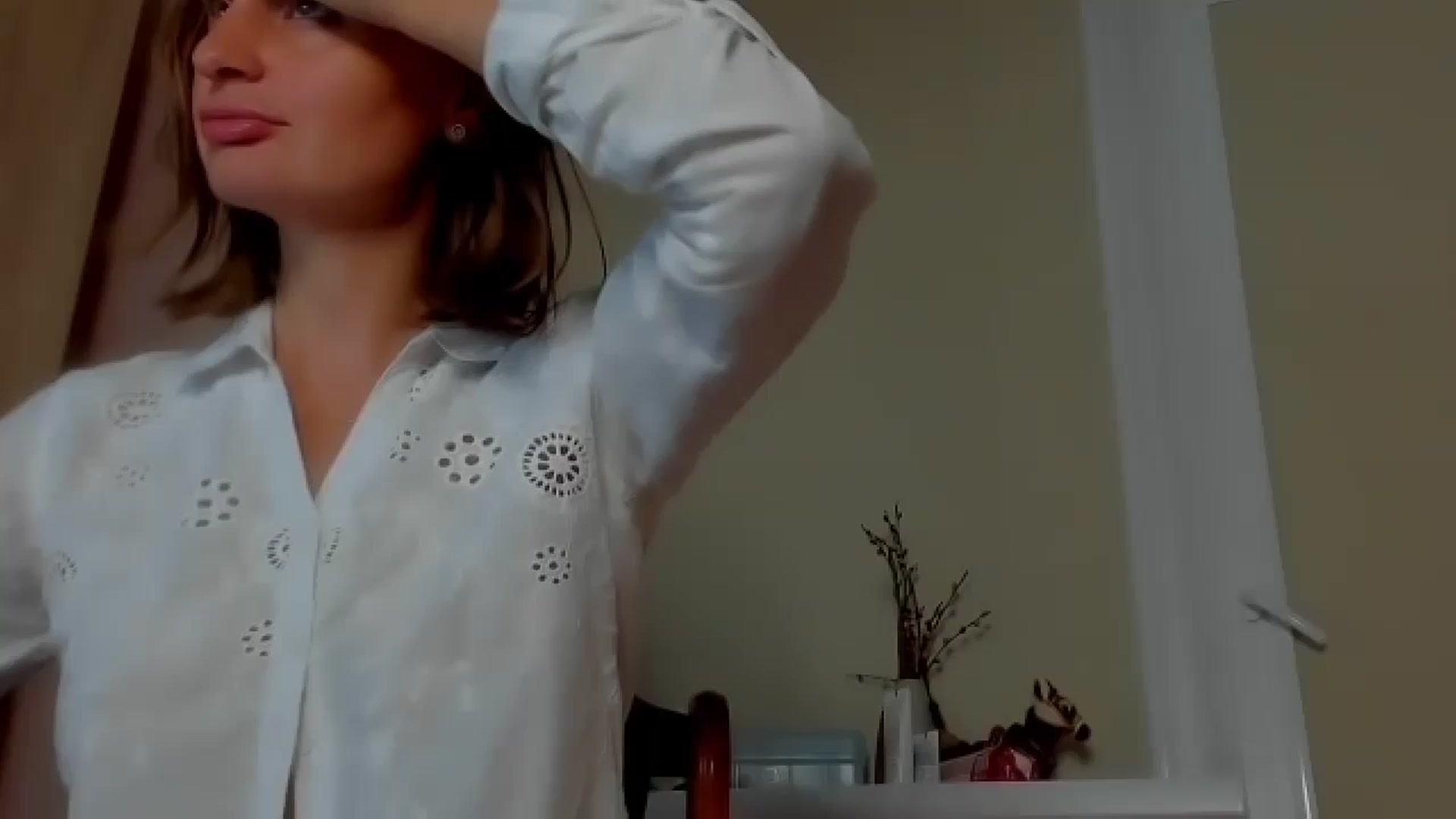 Gallery image thumbnail from Elenapre's myfreecams stream on, 09/04/2023, 08:14 image 1 of 20