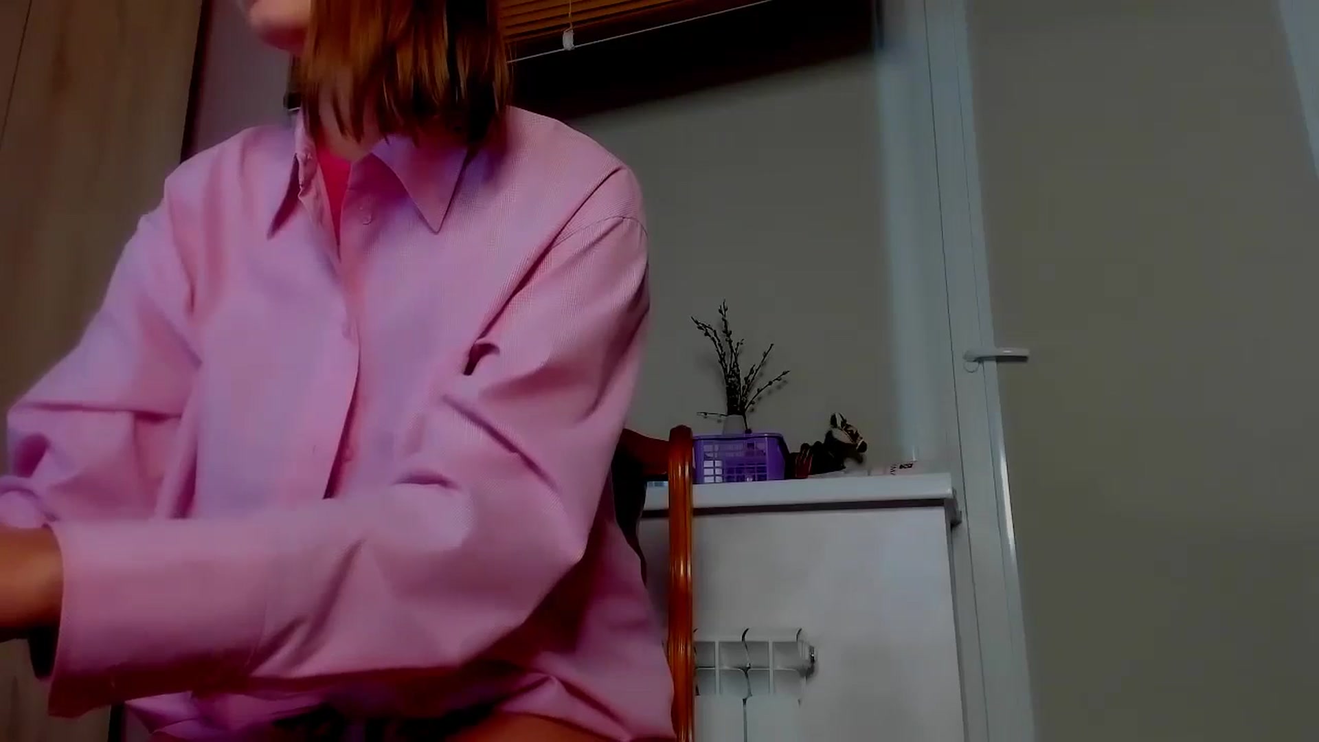 Gallery image thumbnail from Elenapre's myfreecams stream on, 09/19/2023, 06:51 image 3 of 20