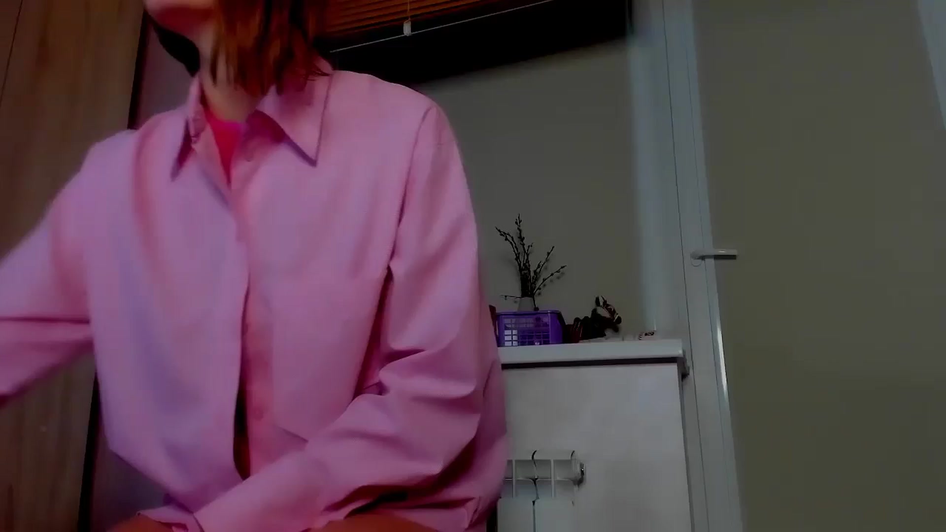 Gallery image thumbnail from Elenapre's myfreecams stream on, 09/19/2023, 06:51 image 1 of 20