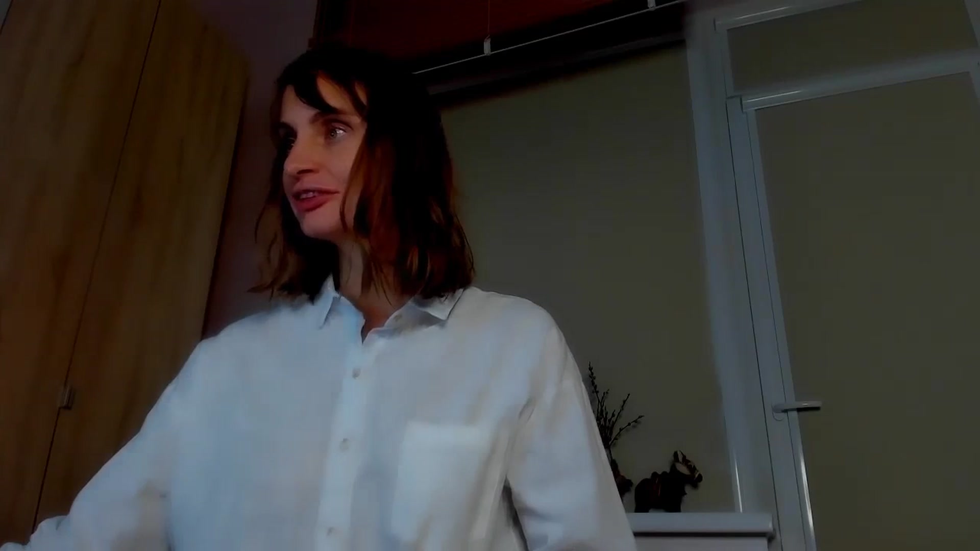 Gallery image thumbnail from Elenapre's myfreecams stream on, 09/23/2023, 07:27 image 13 of 20