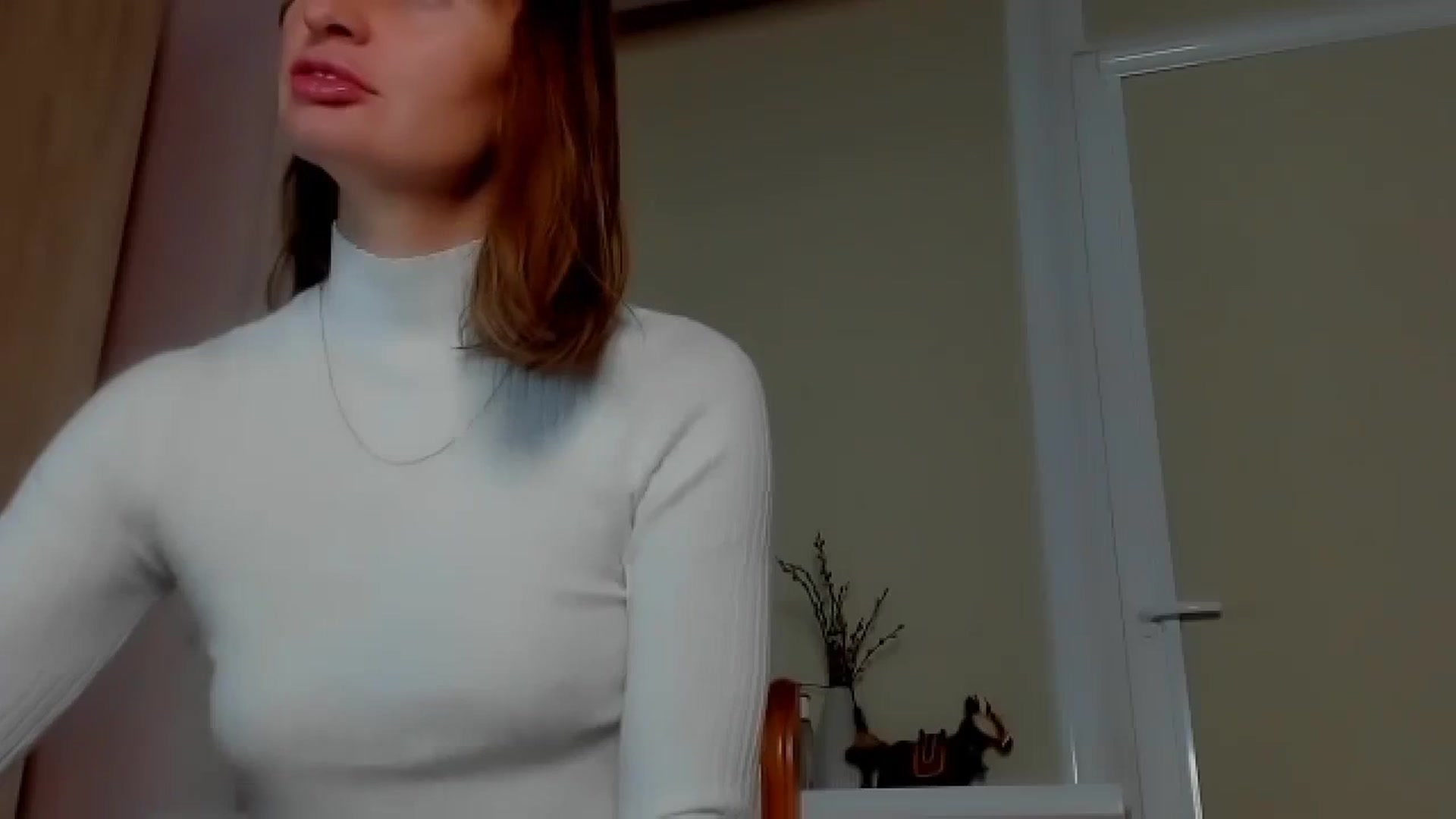 Gallery image thumbnail from Elenapre's myfreecams stream on, 10/06/2023, 07:58 image 11 of 20