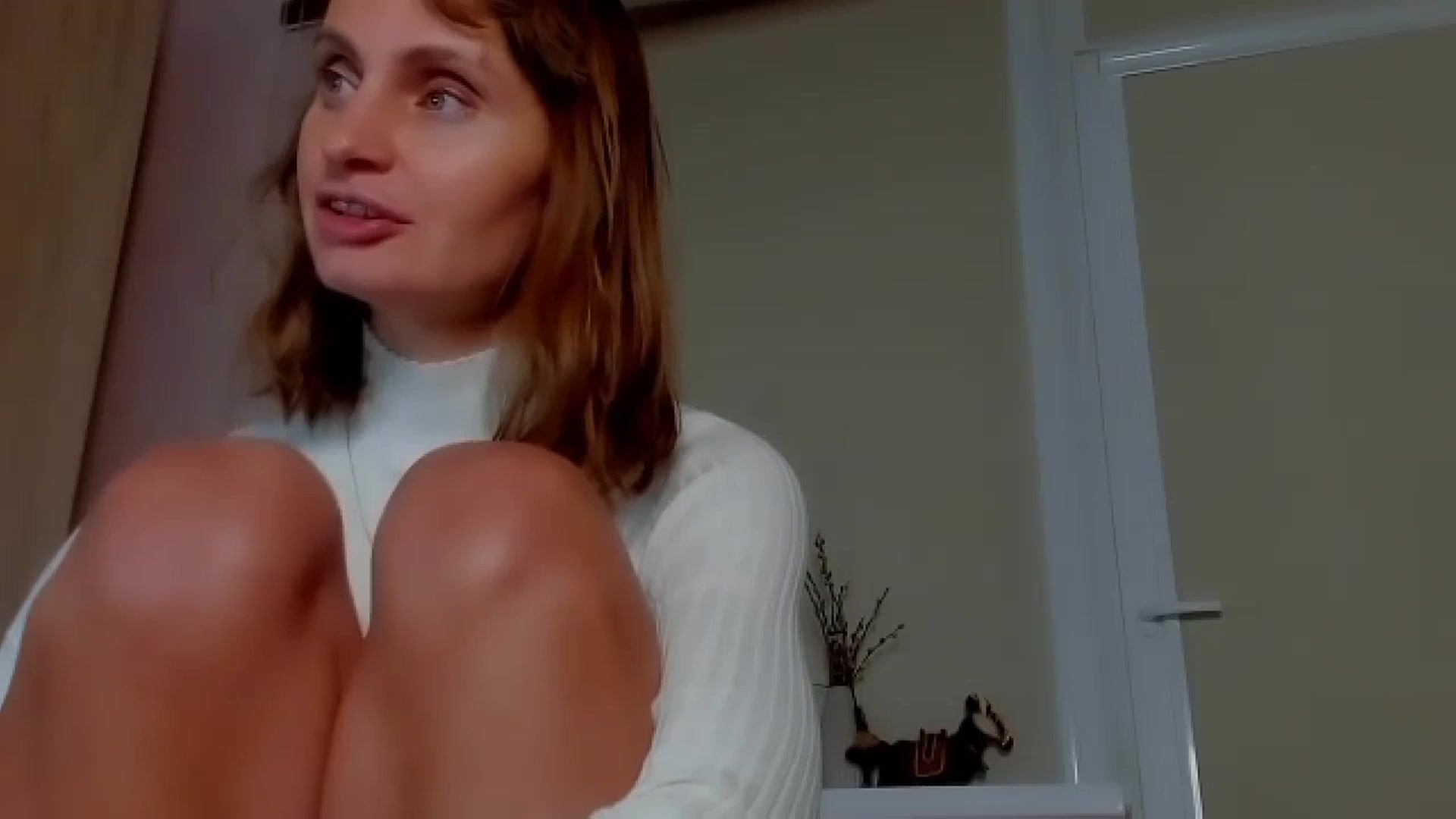 Gallery image thumbnail from Elenapre's myfreecams stream on, 10/06/2023, 07:58 image 7 of 20
