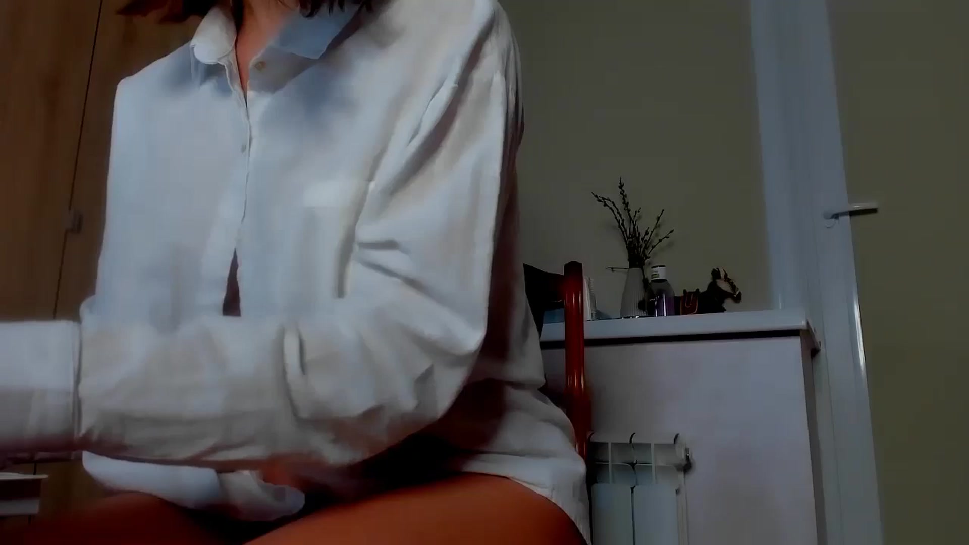 Gallery image thumbnail from Elenapre's myfreecams stream on, 10/14/2023, 08:17 image 10 of 20