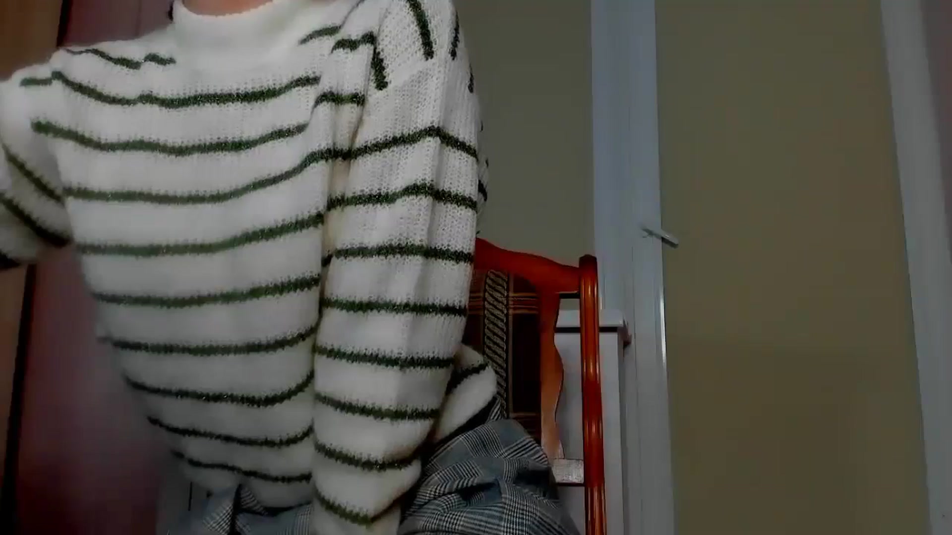 Gallery image thumbnail from Elenapre's myfreecams stream on, 10/20/2023, 05:27 image 7 of 20