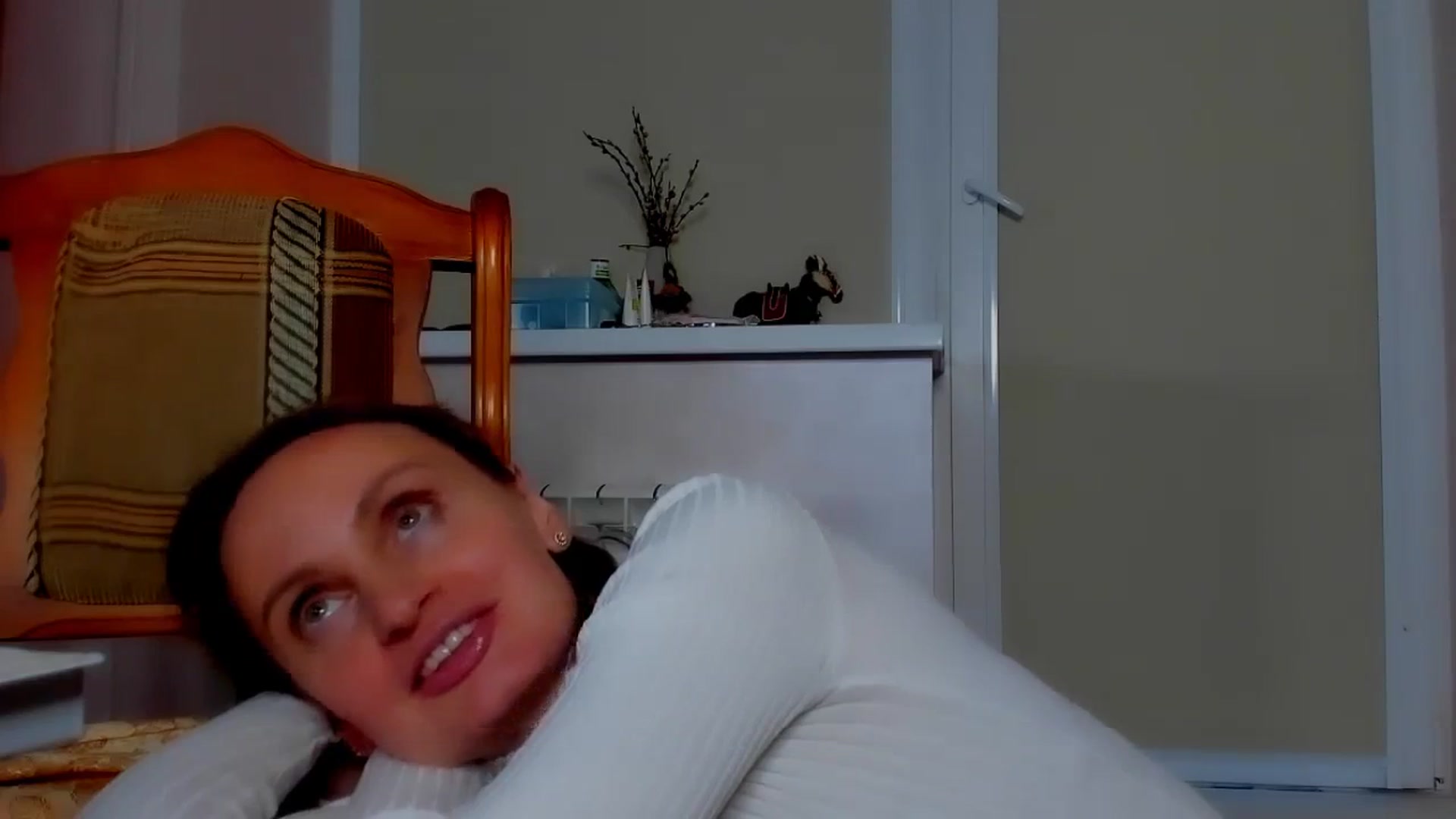 Gallery image thumbnail from Elenapre's myfreecams stream on, 10/20/2023, 09:03 image 13 of 20