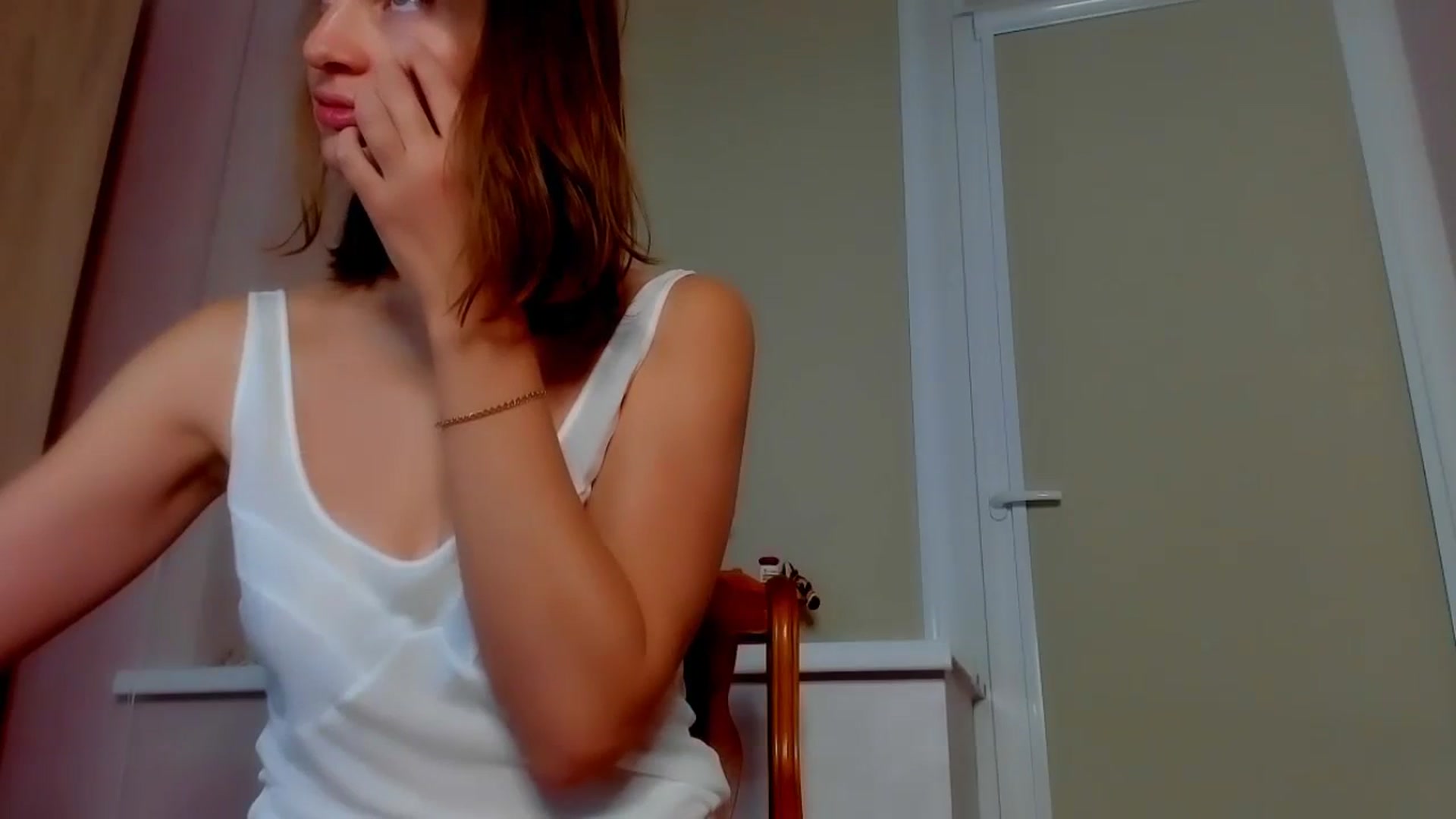Gallery image thumbnail from Elenapre's myfreecams stream on, 10/28/2023, 05:17 image 2 of 20