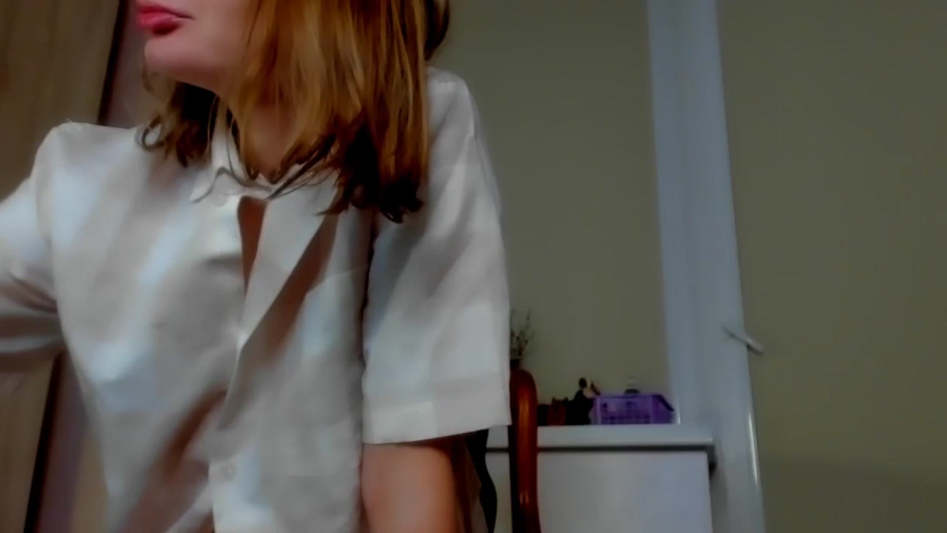 Gallery image thumbnail from Elenapre's myfreecams stream on, 11/22/2023, 07:07 image 11 of 20