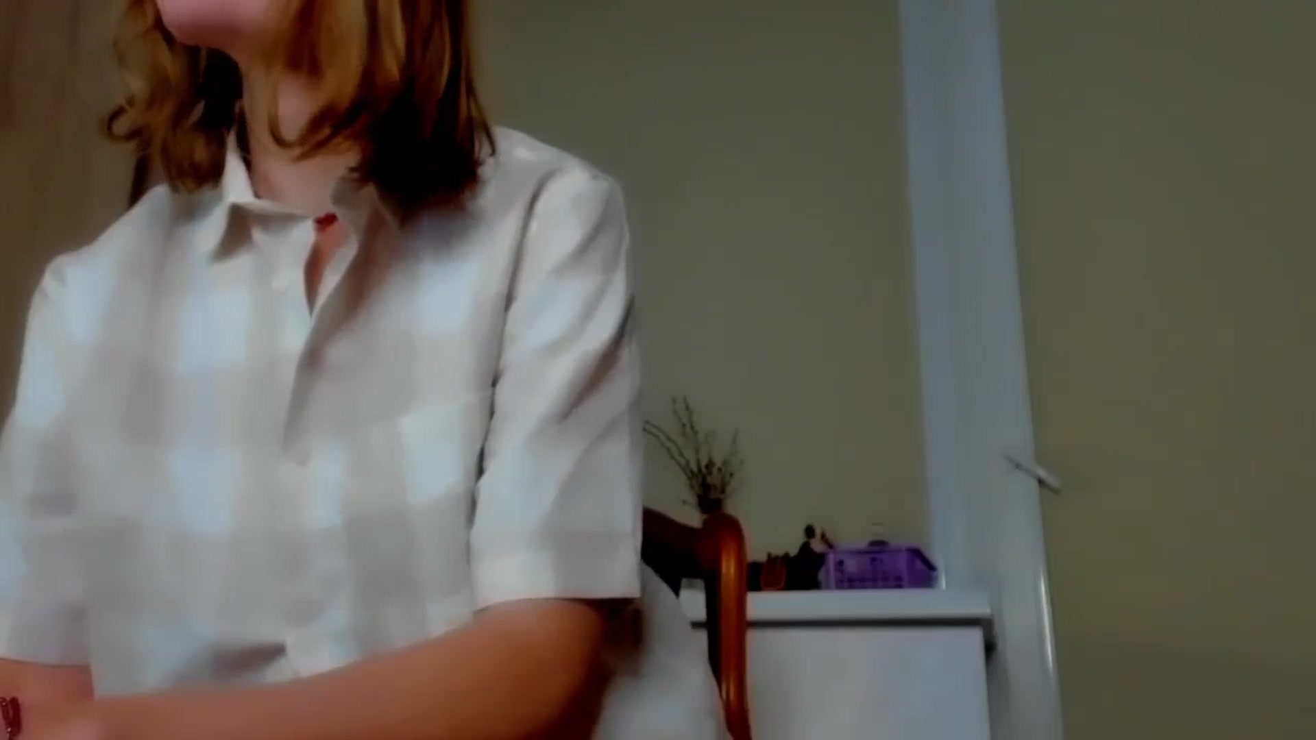 Gallery image thumbnail from Elenapre's myfreecams stream on, 11/22/2023, 07:07 image 10 of 20