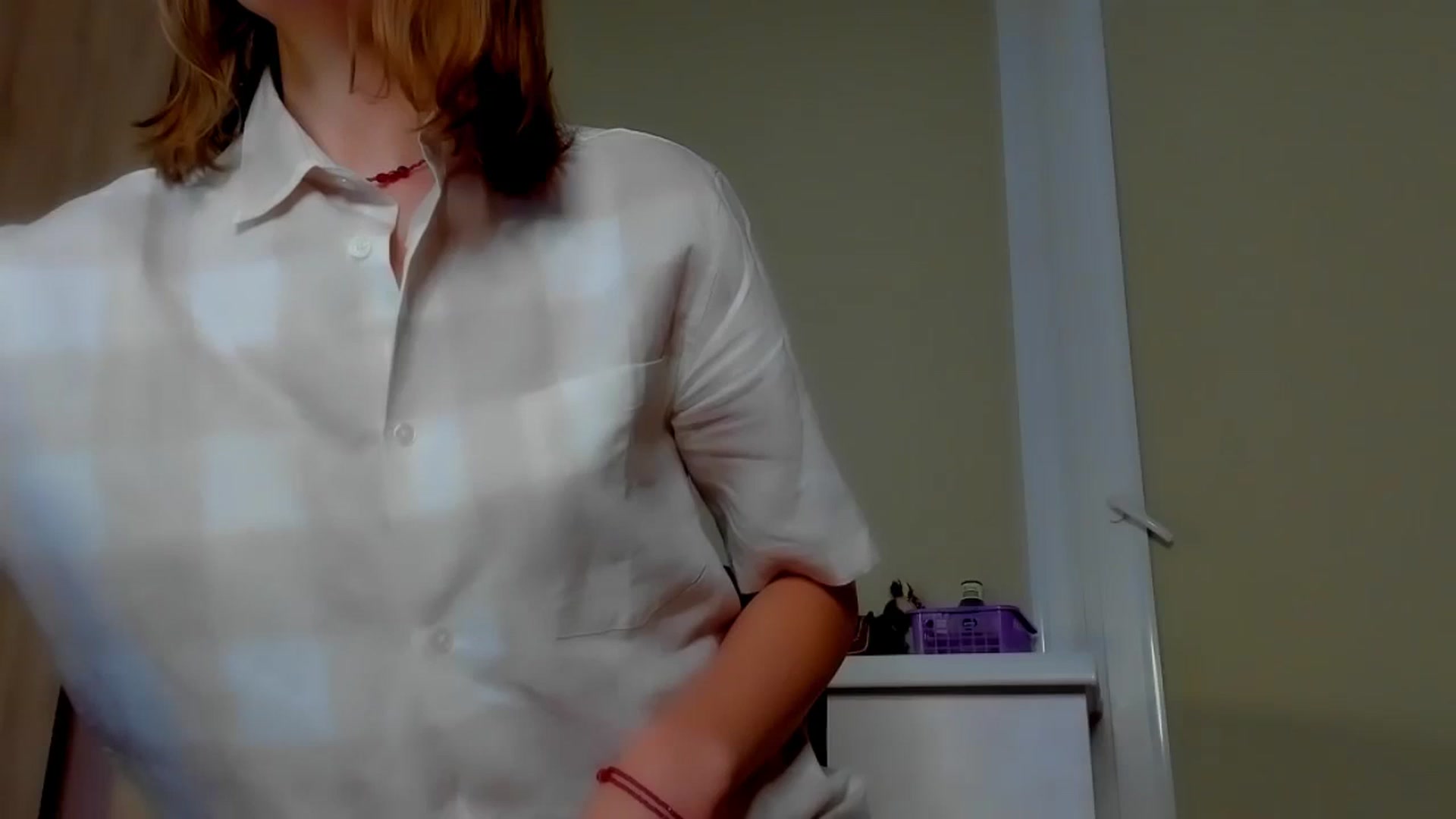Gallery image thumbnail from Elenapre's myfreecams stream on, 11/22/2023, 07:29 image 19 of 20