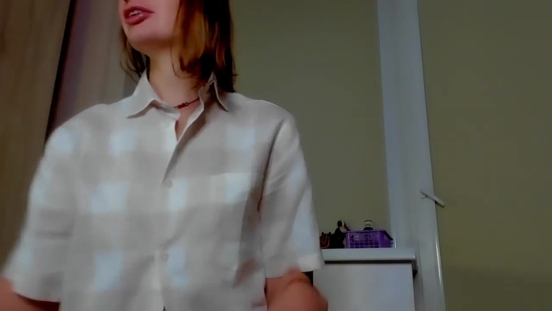 Gallery image thumbnail from Elenapre's myfreecams stream on, 11/22/2023, 07:29 image 7 of 20