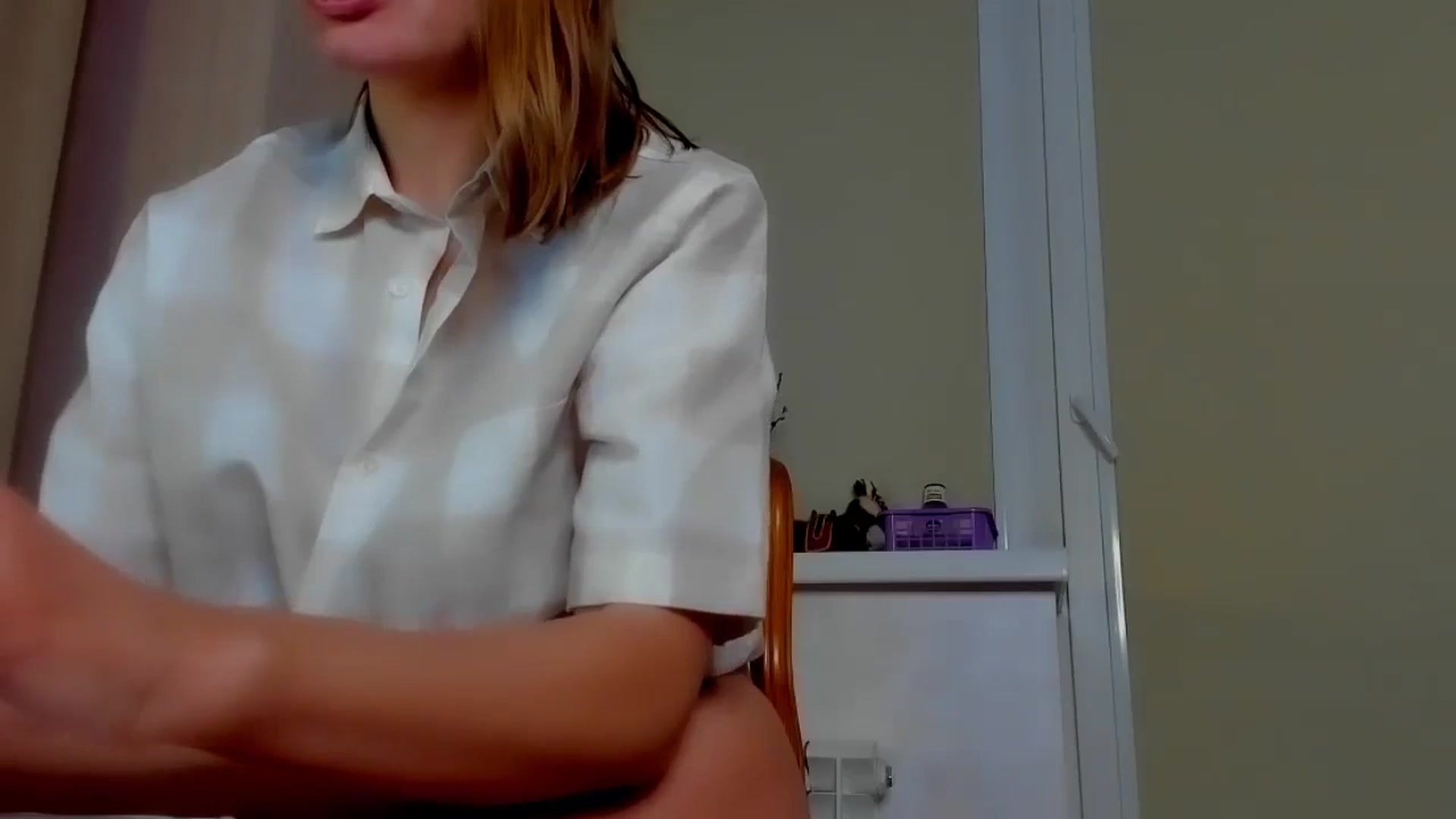 Gallery image thumbnail from Elenapre's myfreecams stream on, 11/25/2023, 08:07 image 10 of 20