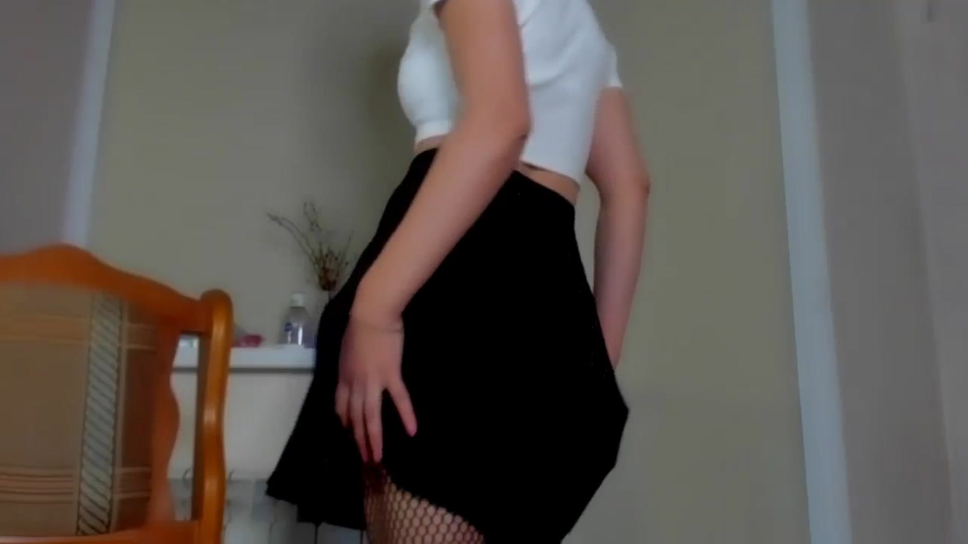 Gallery image thumbnail from Elenapre's myfreecams stream on, 12/15/2023, 05:27 image 7 of 20