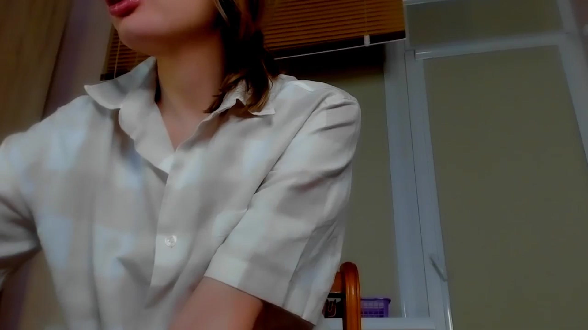 Gallery image thumbnail from Elenapre's myfreecams stream on, 12/15/2023, 07:47 image 4 of 20
