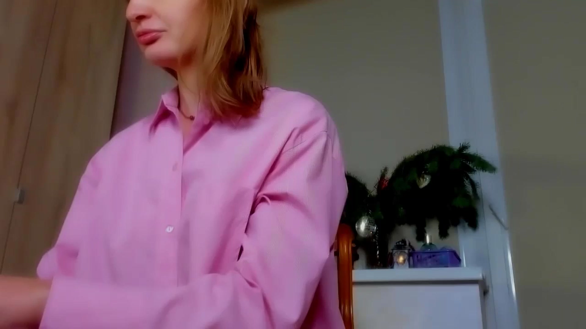 Gallery image thumbnail from Elenapre's myfreecams stream on, 01/10/2024, 06:51 image 4 of 20