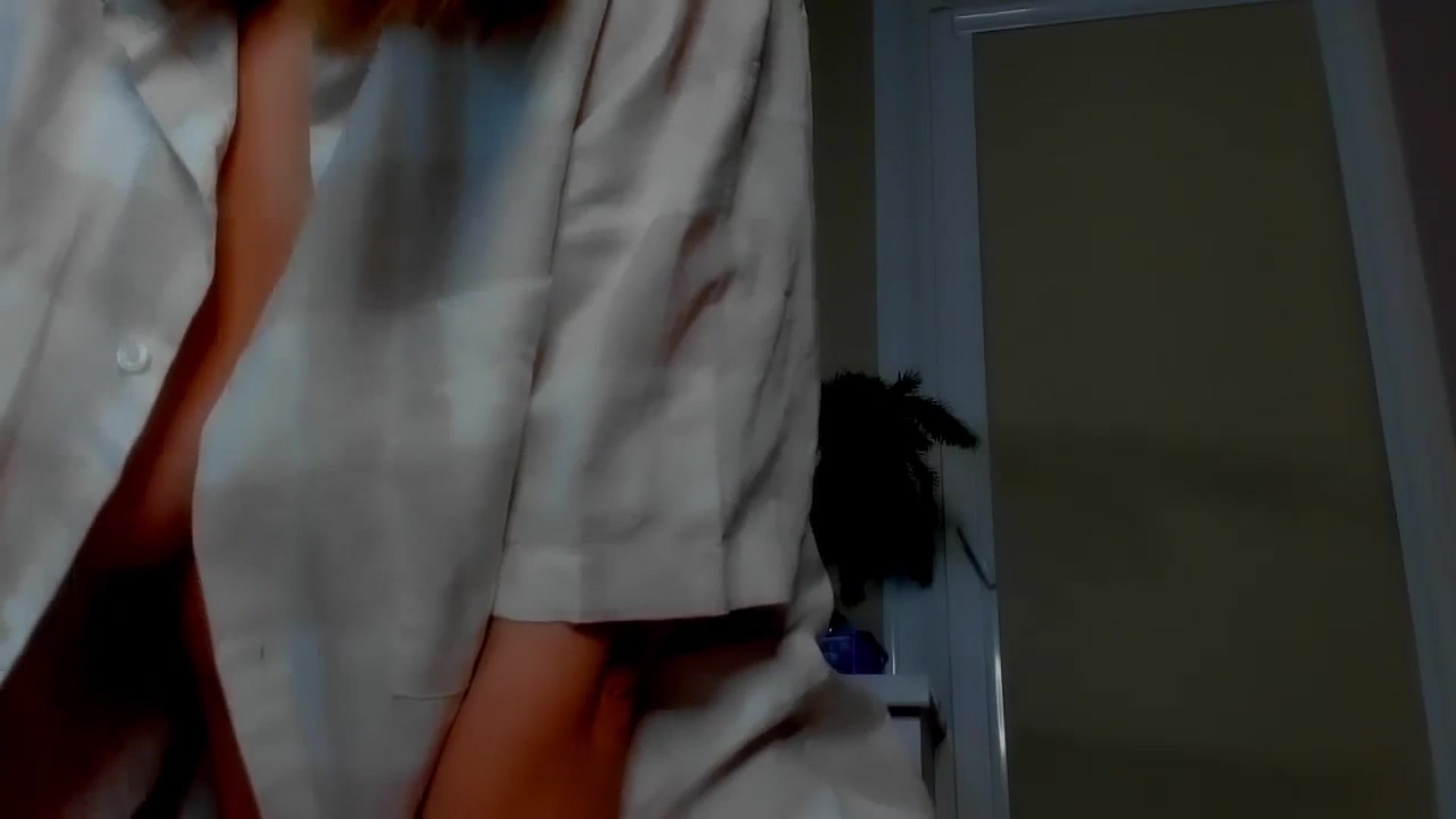 Gallery image thumbnail from Elenapre's myfreecams stream on, 01/13/2024, 08:11 image 13 of 20