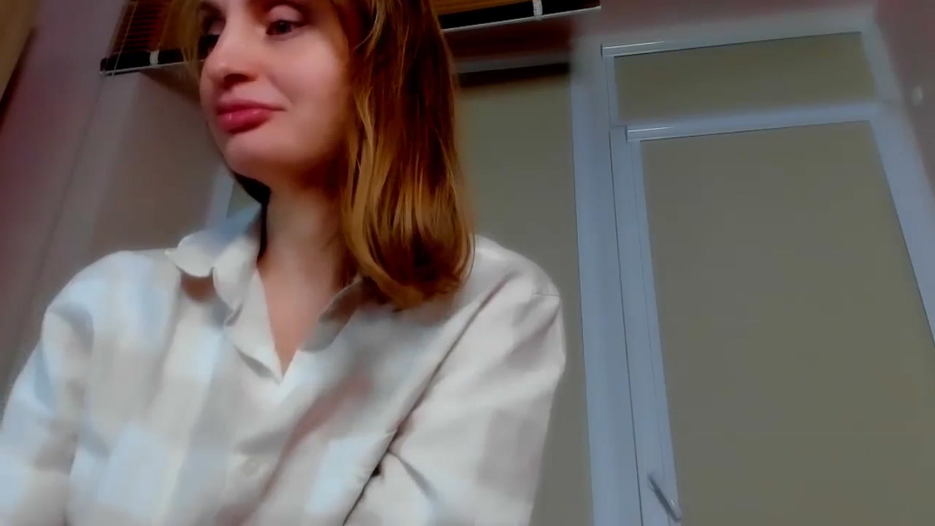 Gallery image thumbnail from Elenapre's myfreecams stream on, 01/30/2024, 06:29 image 8 of 20