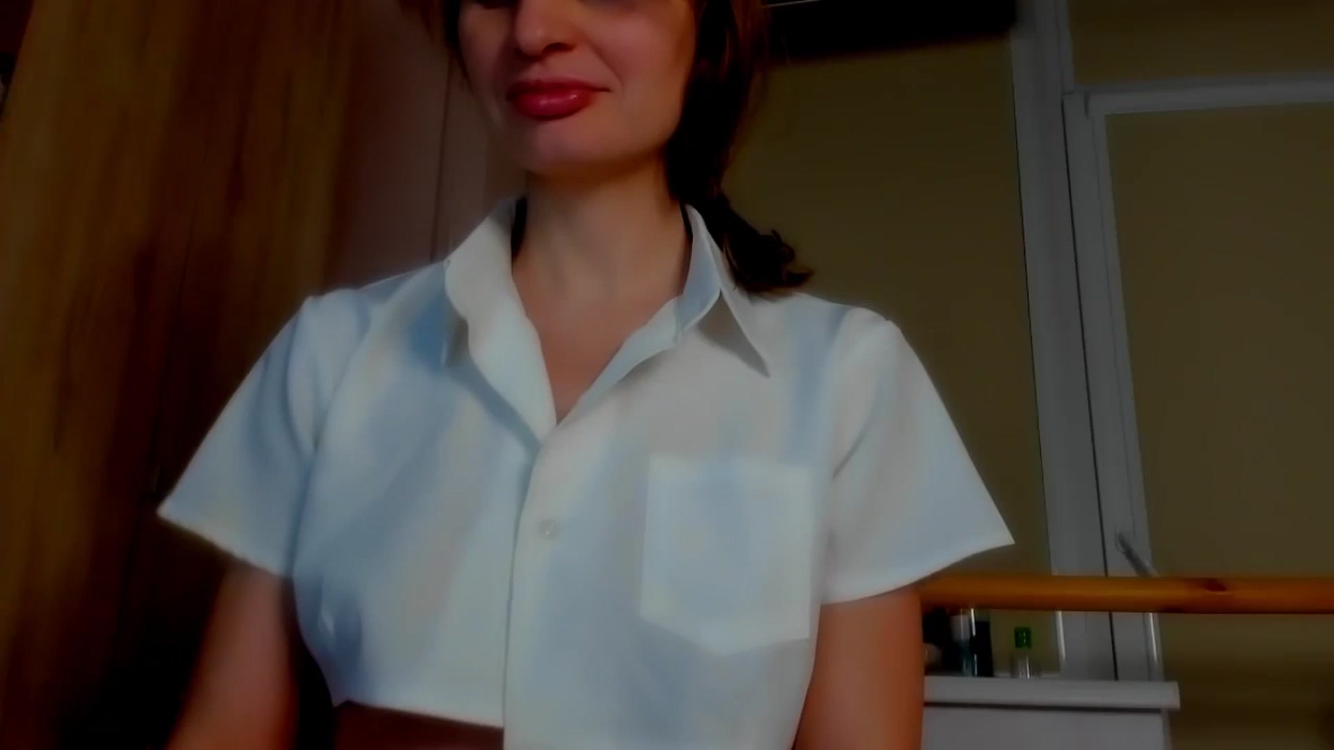 Gallery image thumbnail from Elenapre's myfreecams stream on, 02/03/2024, 05:16 image 1 of 20