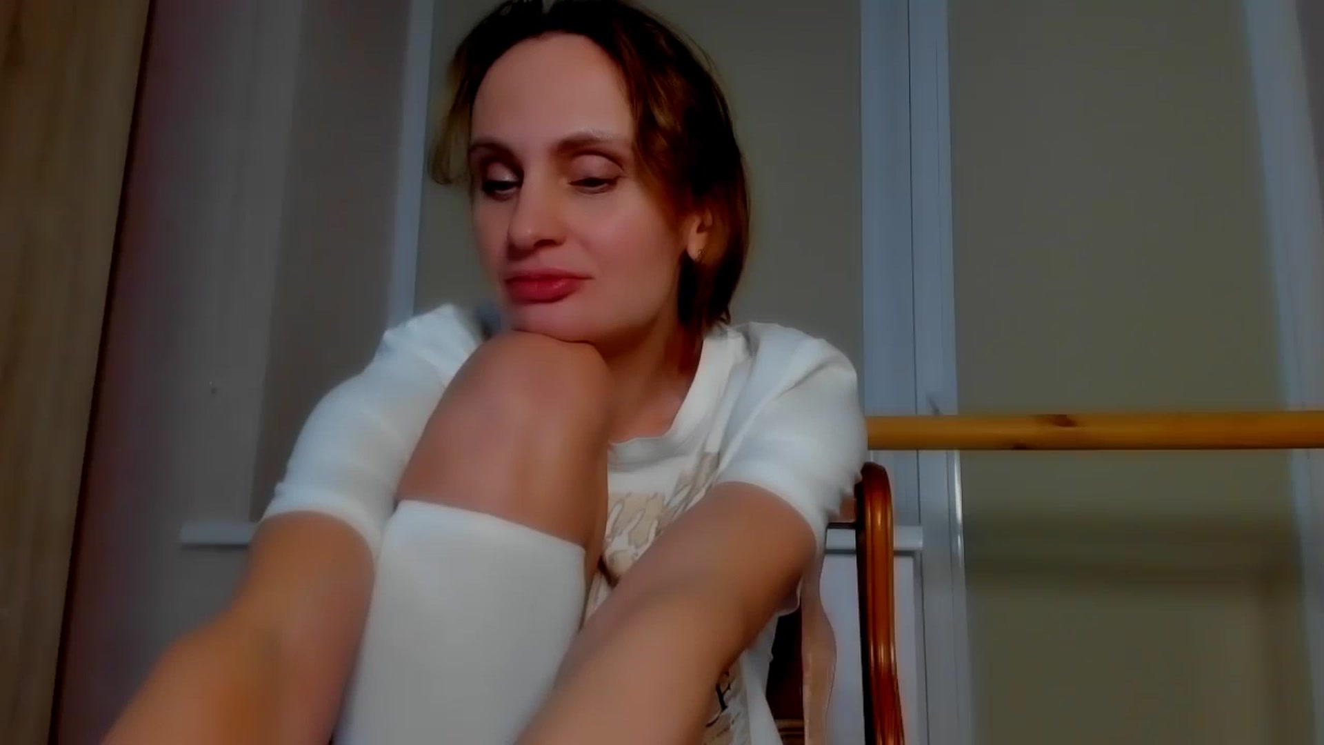 Gallery image thumbnail from Elenapre's myfreecams stream on, 02/03/2024, 07:22 image 14 of 20