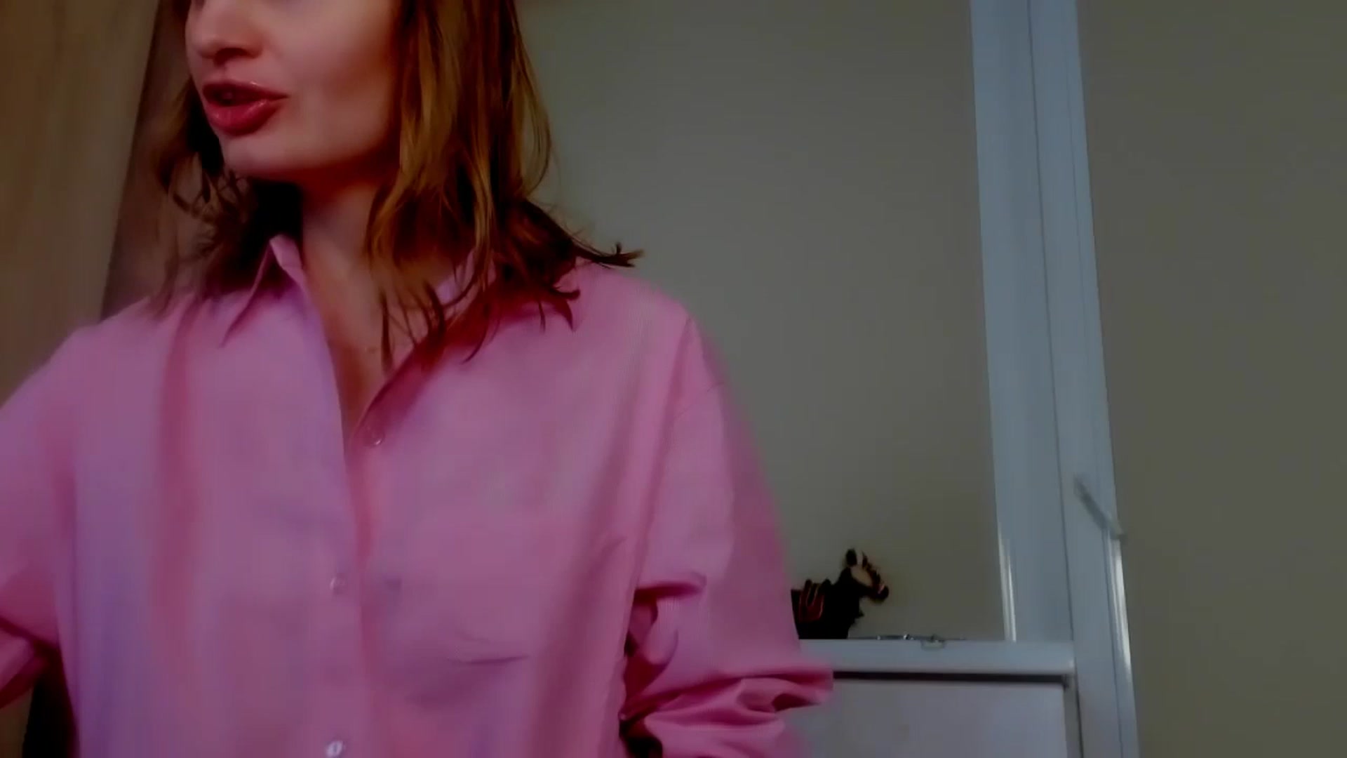 Gallery image thumbnail from Elenapre's myfreecams stream on, 02/10/2024, 08:16 image 5 of 20