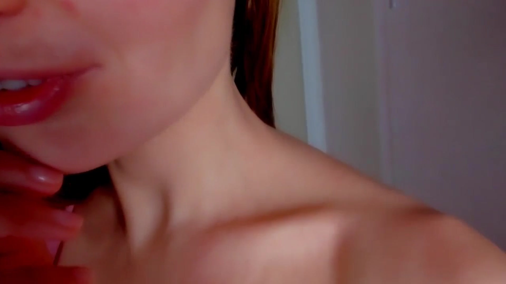 Gallery image thumbnail from Elenapre's myfreecams stream on, 03/06/2024, 08:19 image 7 of 20