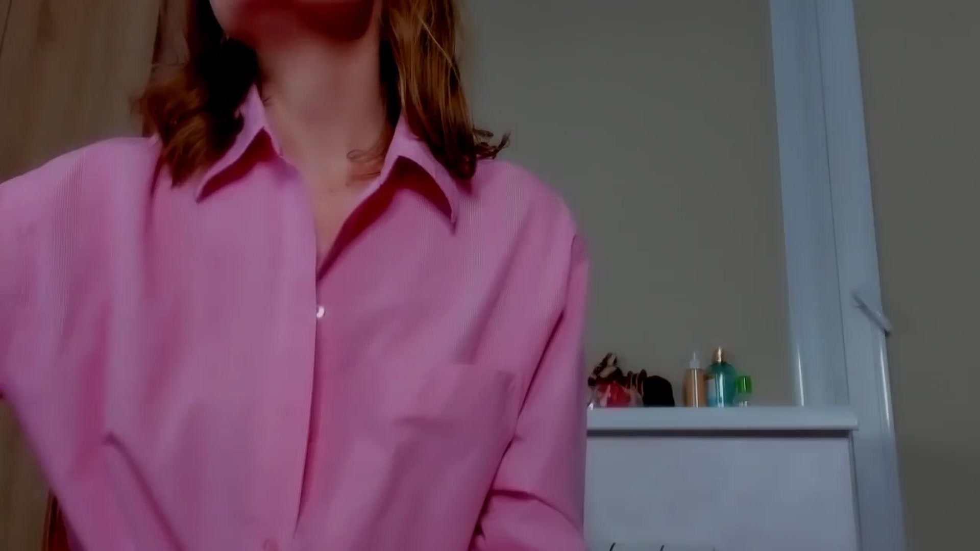 Gallery image thumbnail from Elenapre's myfreecams stream on, 03/15/2024, 07:26 image 4 of 20