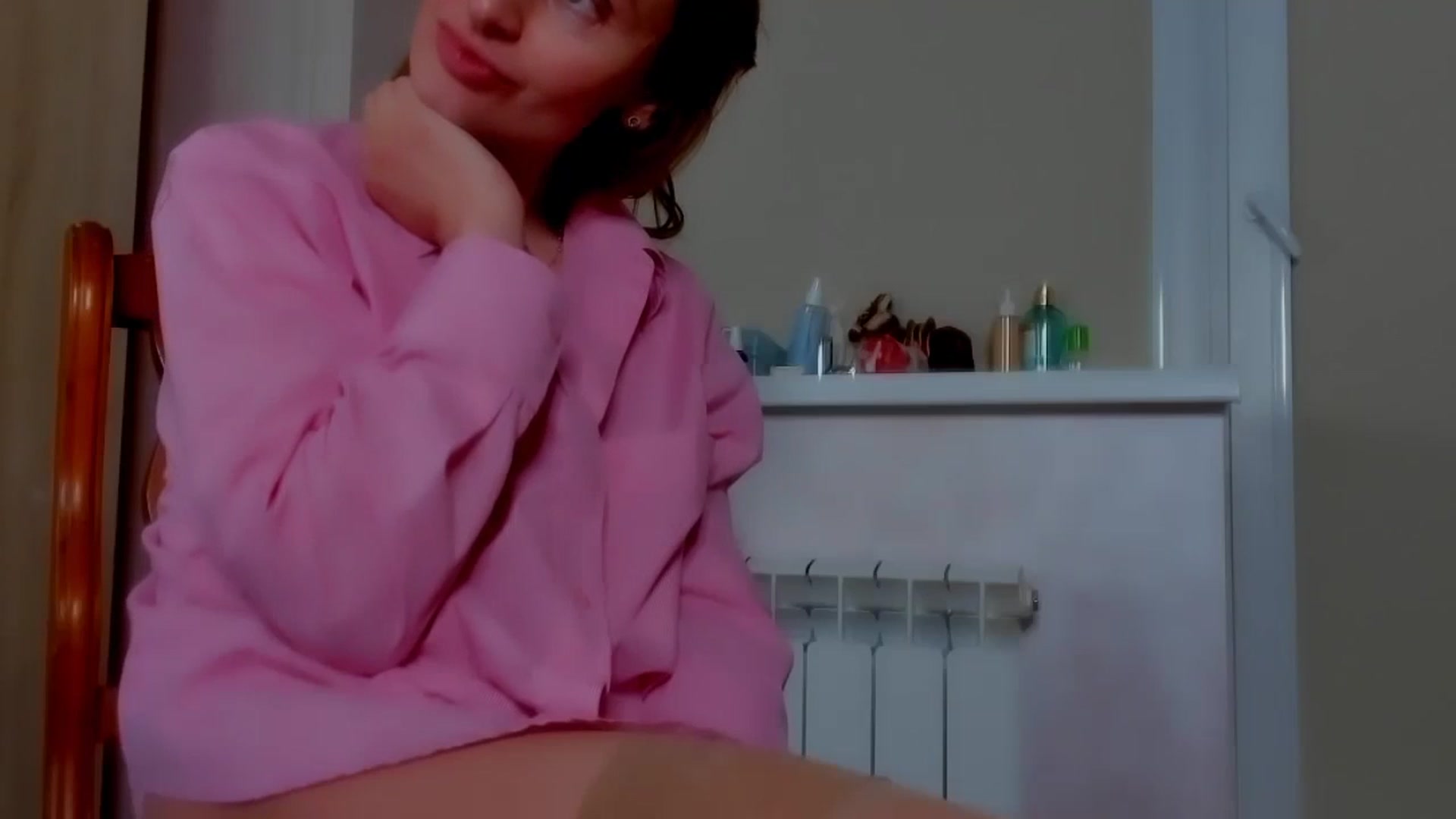 Gallery image thumbnail from Elenapre's myfreecams stream on, 03/15/2024, 07:26 image 8 of 20