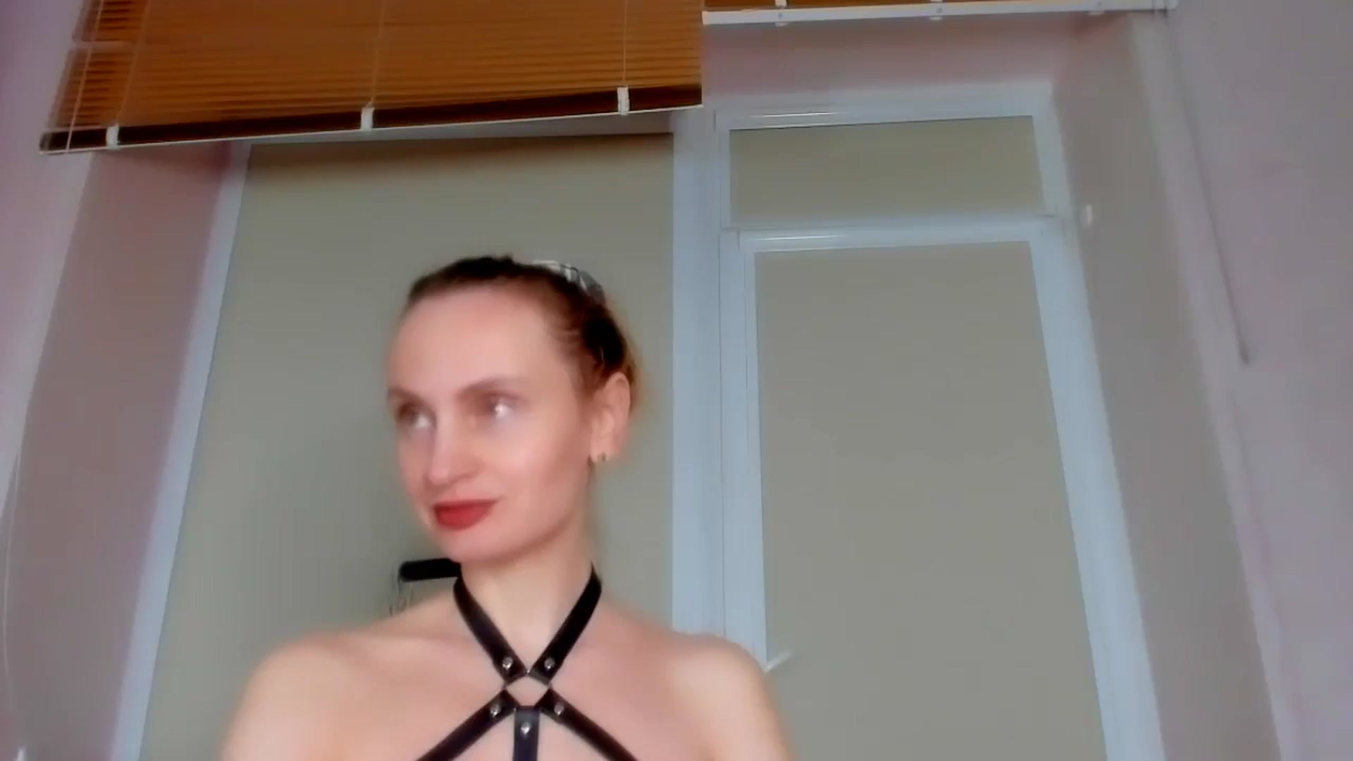 Gallery image thumbnail from Elenapre's myfreecams stream on, 06/04/2024, 04:43 image 1 of 20