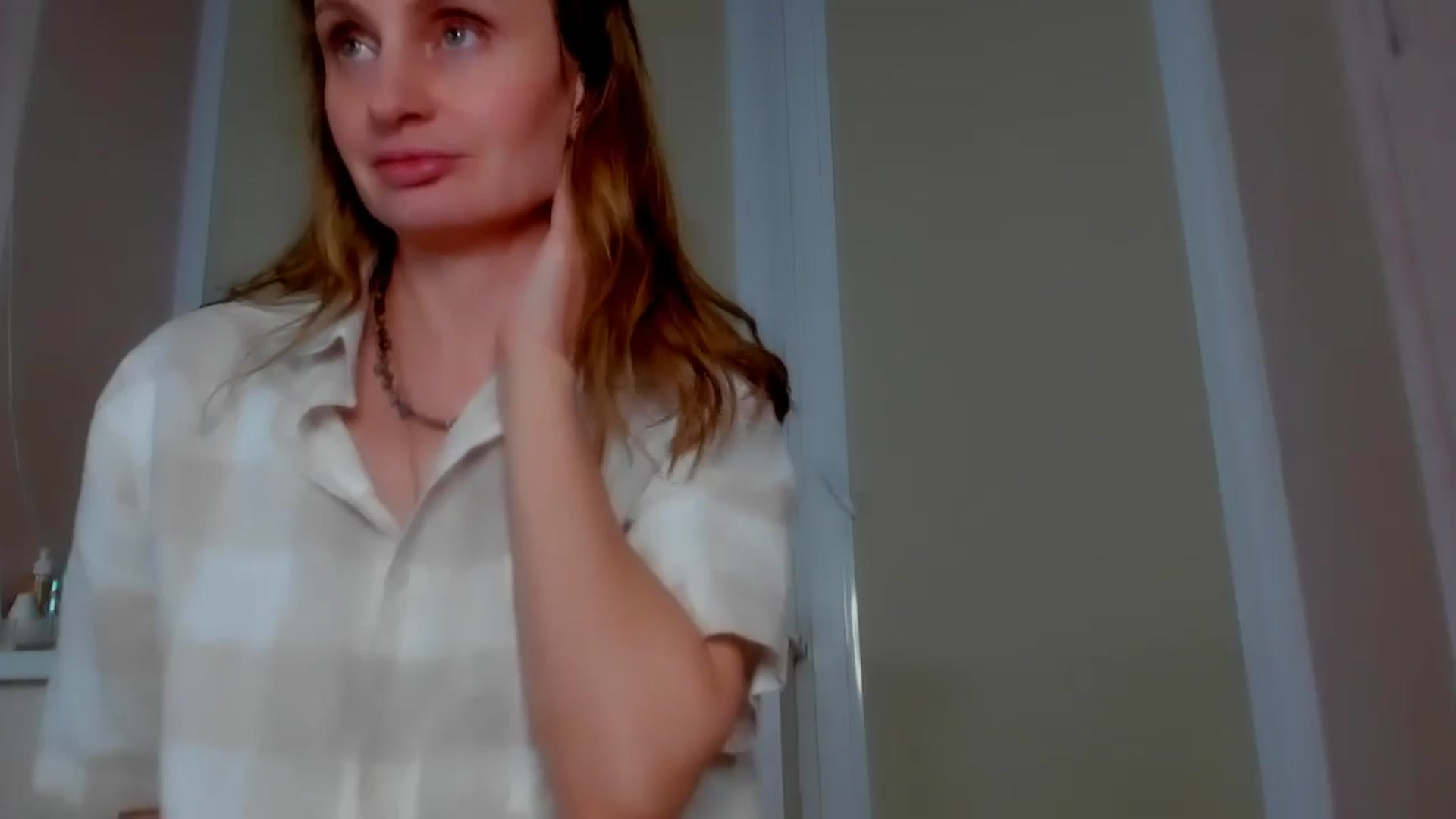 Gallery image thumbnail from Elenapre's myfreecams stream on, 06/07/2024, 05:59 image 19 of 20