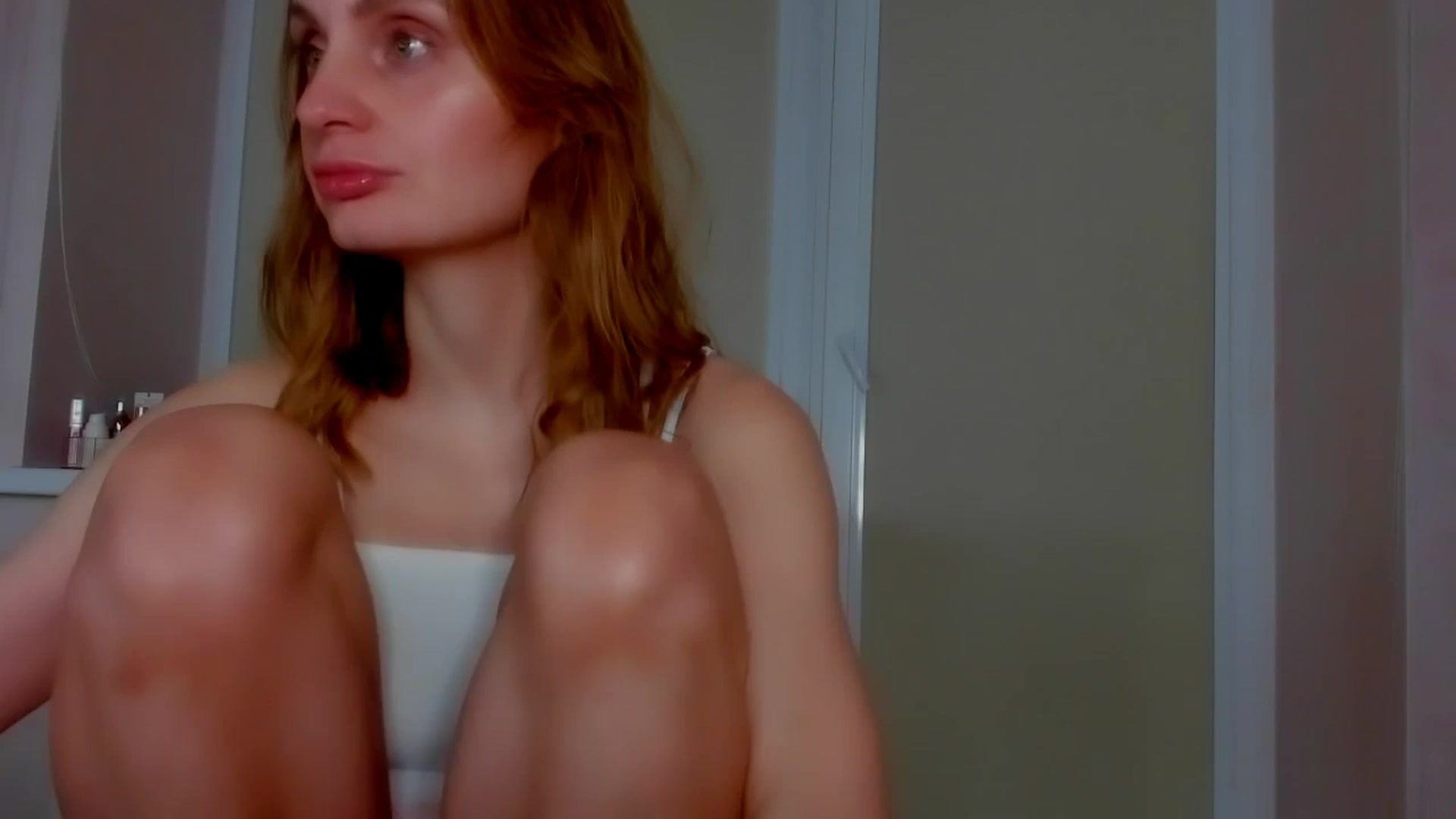 Gallery image thumbnail from Elenapre's myfreecams stream on, 06/11/2024, 04:54 image 1 of 20