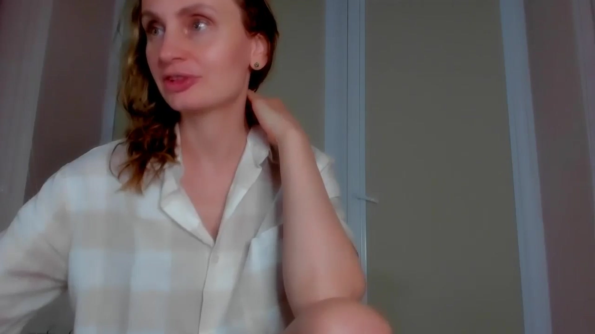 Gallery image thumbnail from Elenapre's myfreecams stream on, 06/14/2024, 07:36 image 2 of 20