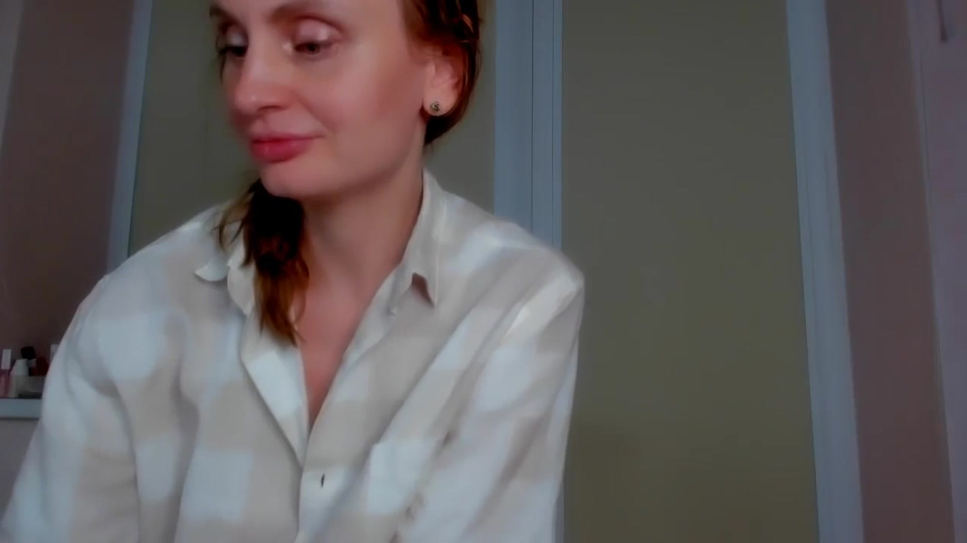 Gallery image thumbnail from Elenapre's myfreecams stream on, 06/14/2024, 07:36 image 5 of 20