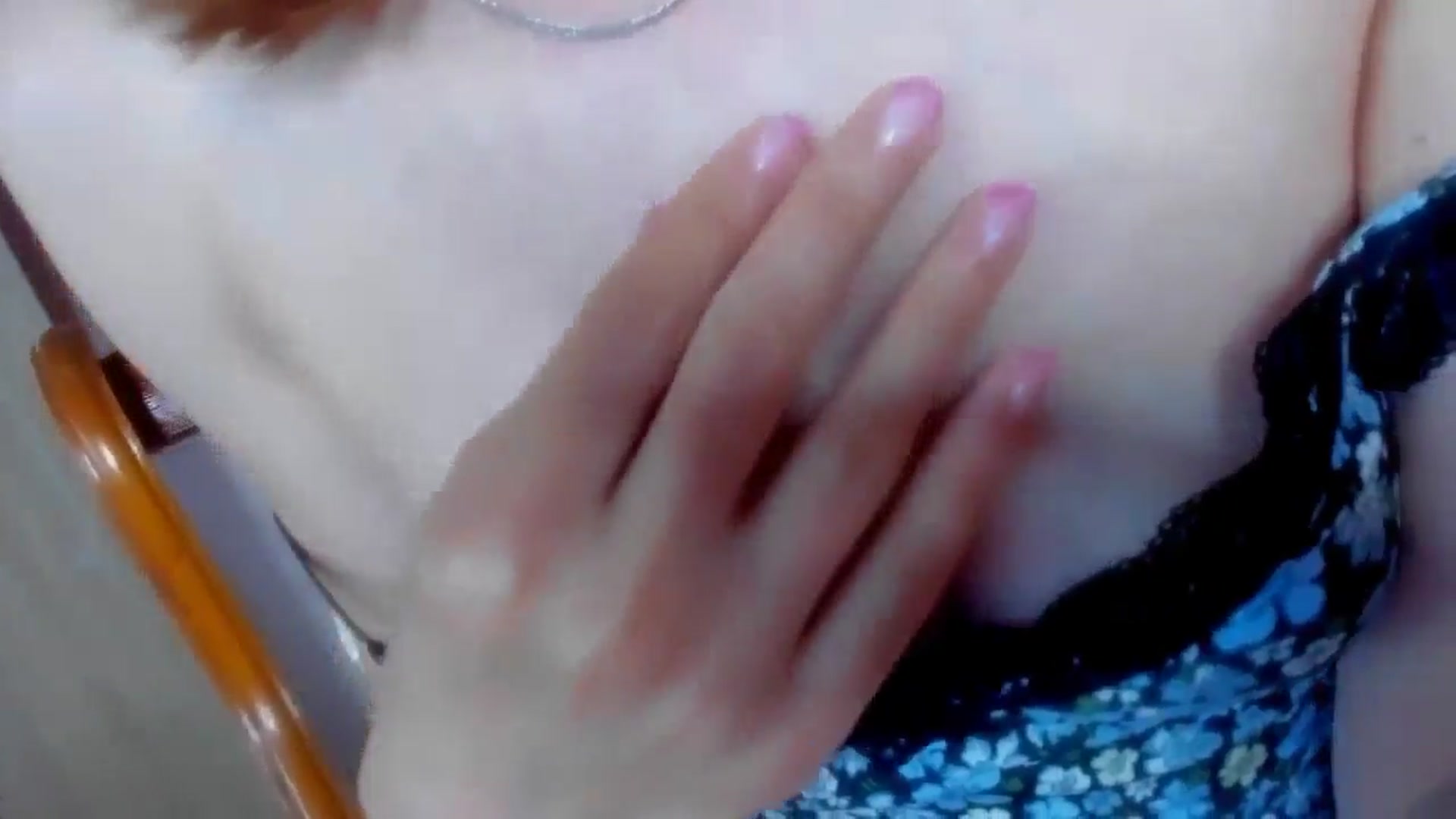 Gallery image thumbnail from Elenapre's myfreecams stream on, 06/21/2024, 05:00 image 17 of 20