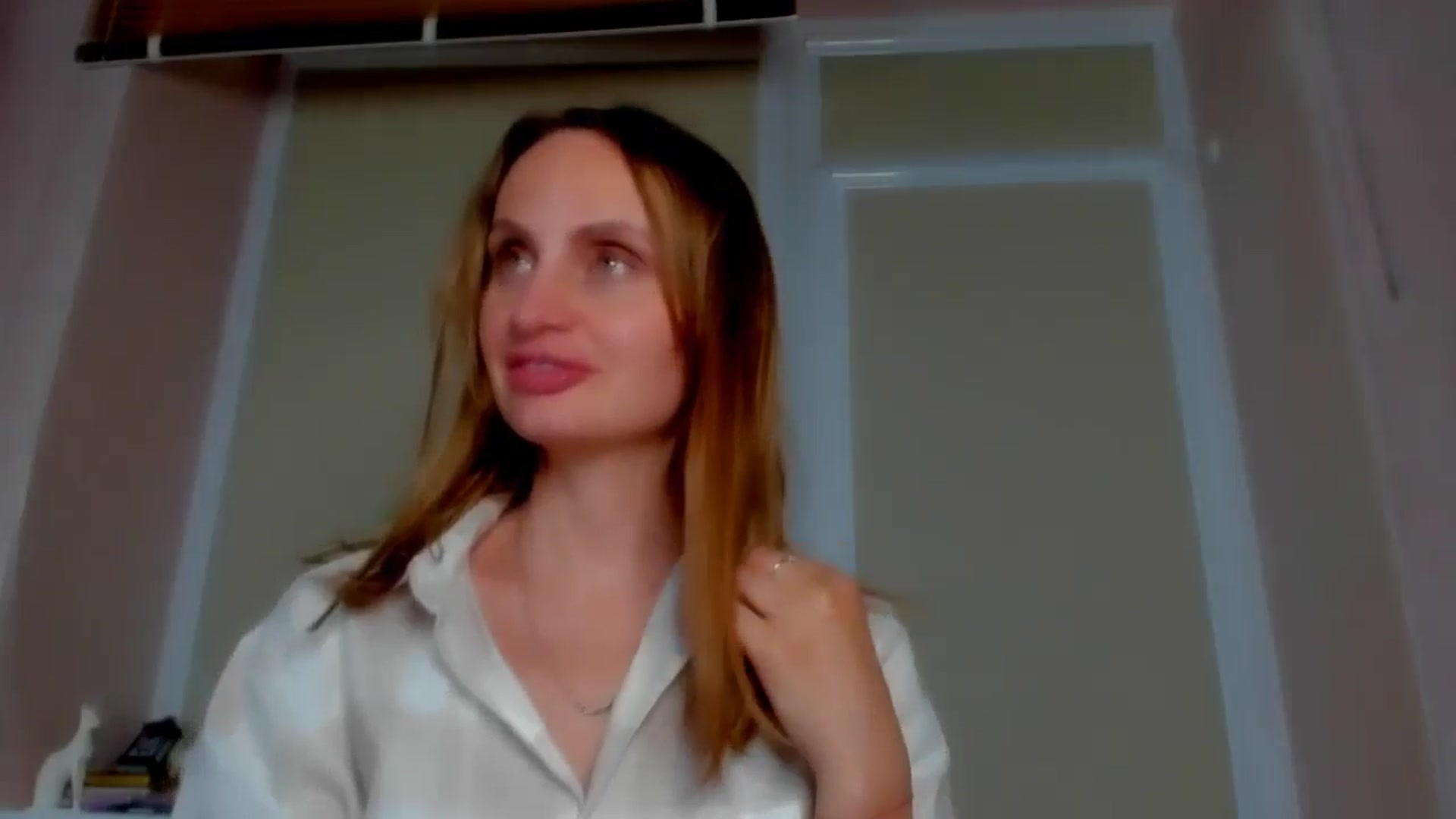 Gallery image thumbnail from Elenapre's myfreecams stream on, 07/02/2024, 06:08 image 4 of 20