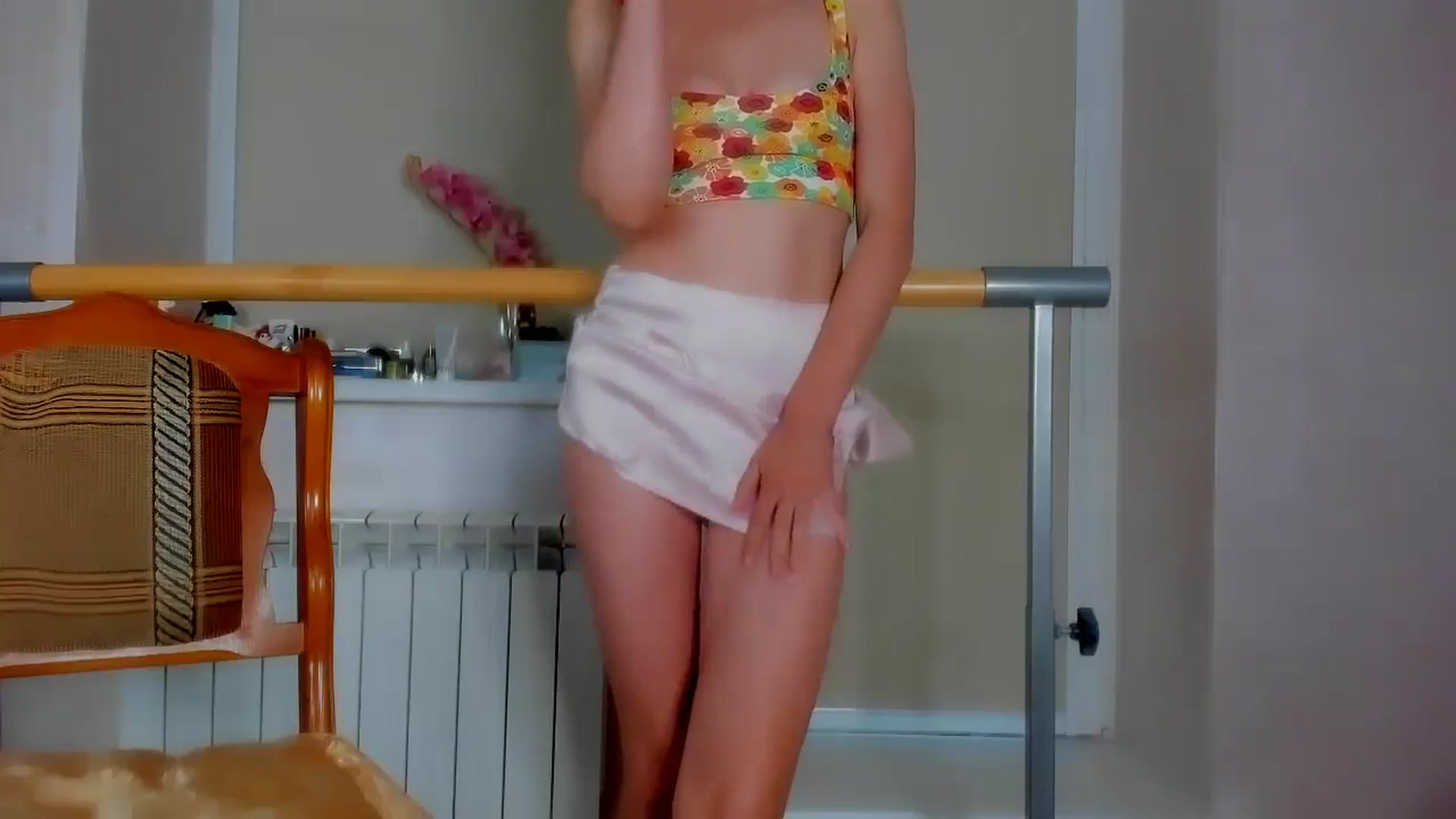 Gallery image thumbnail from Elenapre's myfreecams stream on, 07/09/2024, 04:32 image 17 of 20