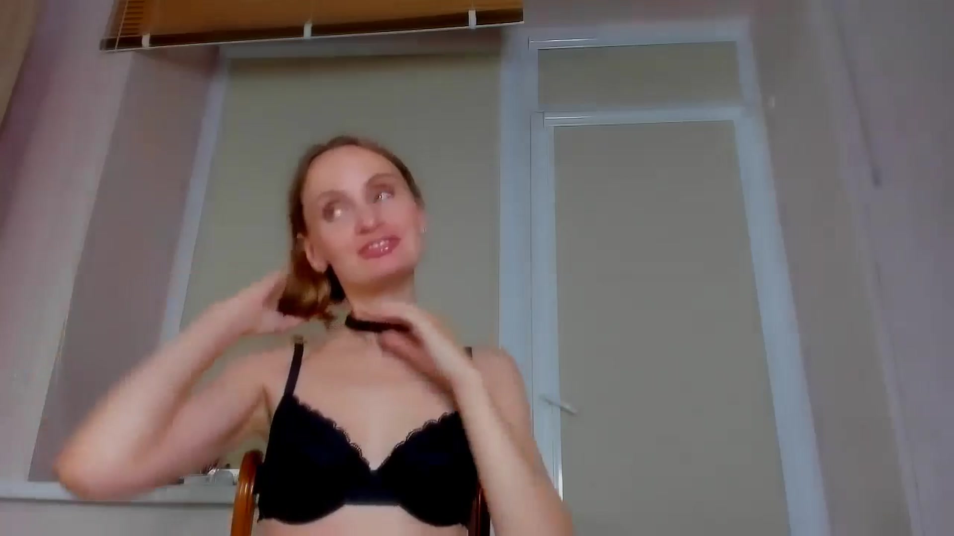Gallery image thumbnail from Elenapre's myfreecams stream on, 07/26/2024, 03:38 image 11 of 20