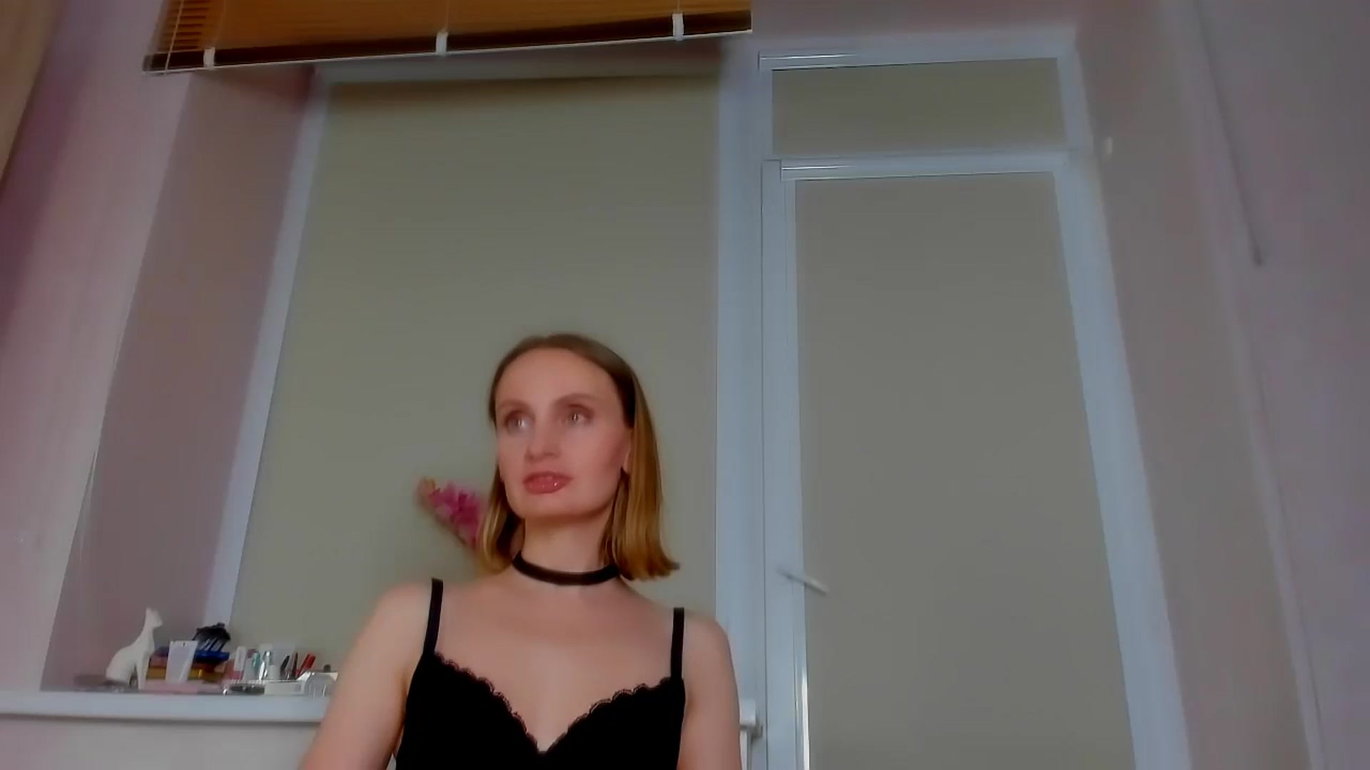 Gallery image thumbnail from Elenapre's myfreecams stream on, 07/26/2024, 03:38 image 3 of 20